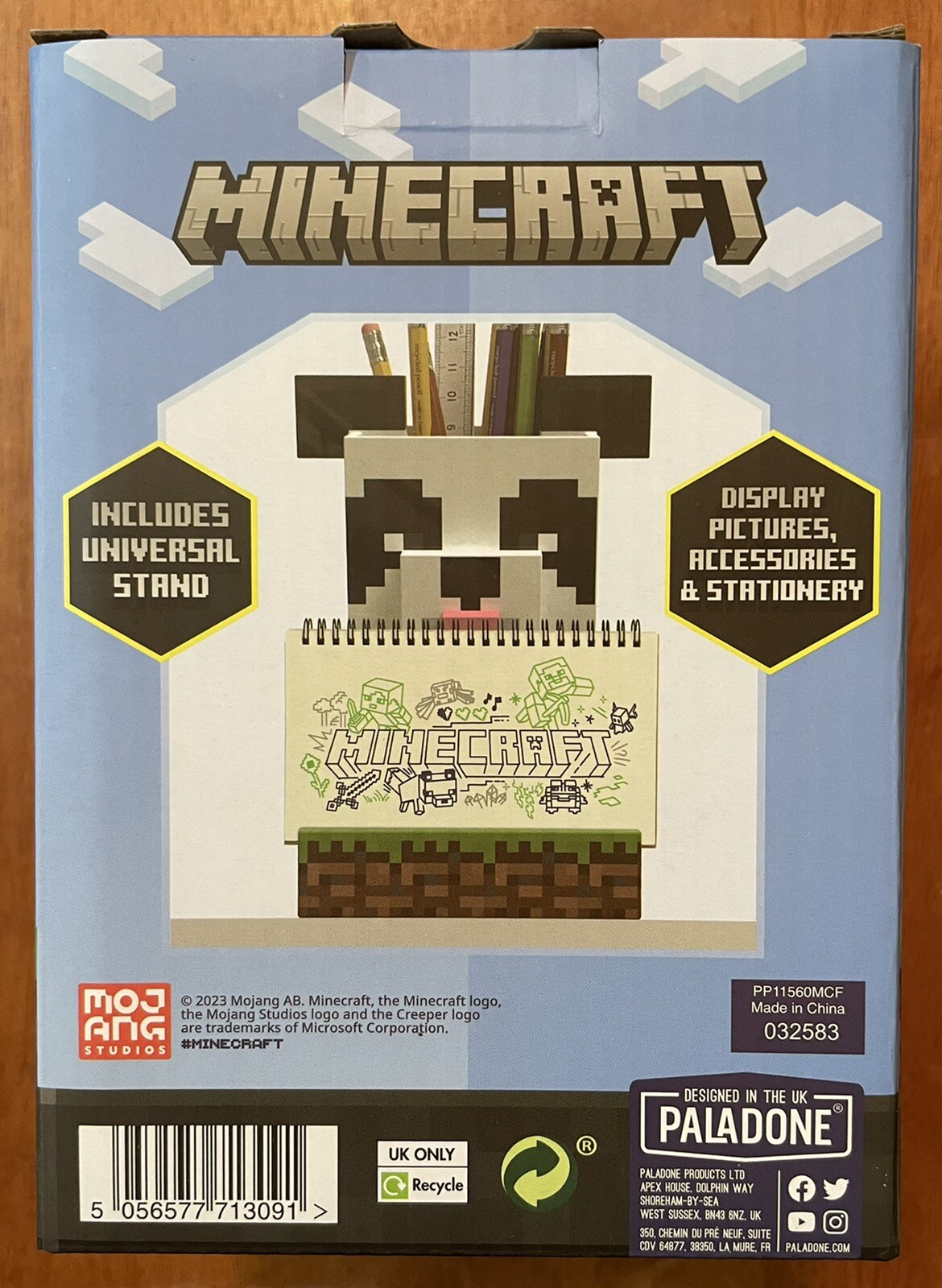 Minecraft Panda Desktop Tidy Paladone