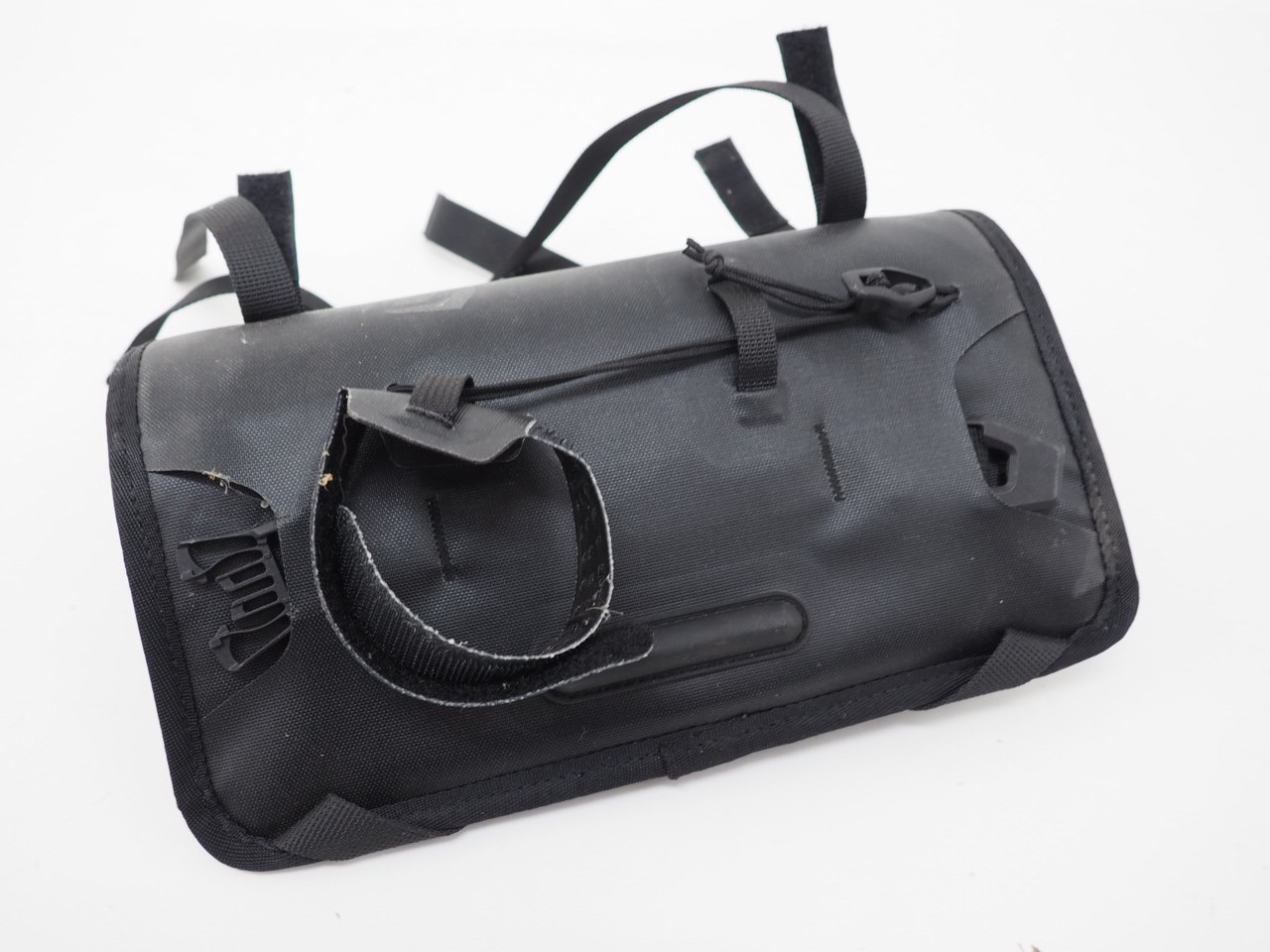 Syncros Bicycle Handlebar Roll Bag 8.5L Black Waterproof 2-Piece Kit