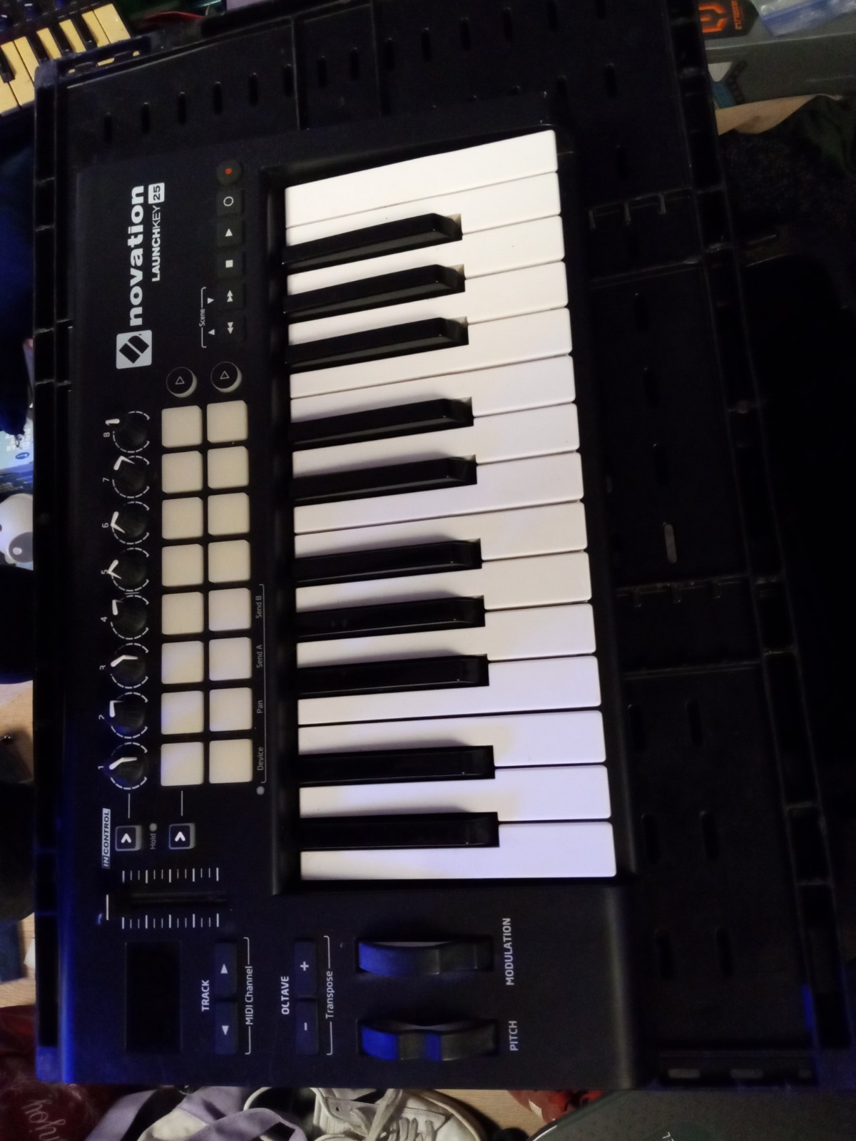 Novation Launchkey 25