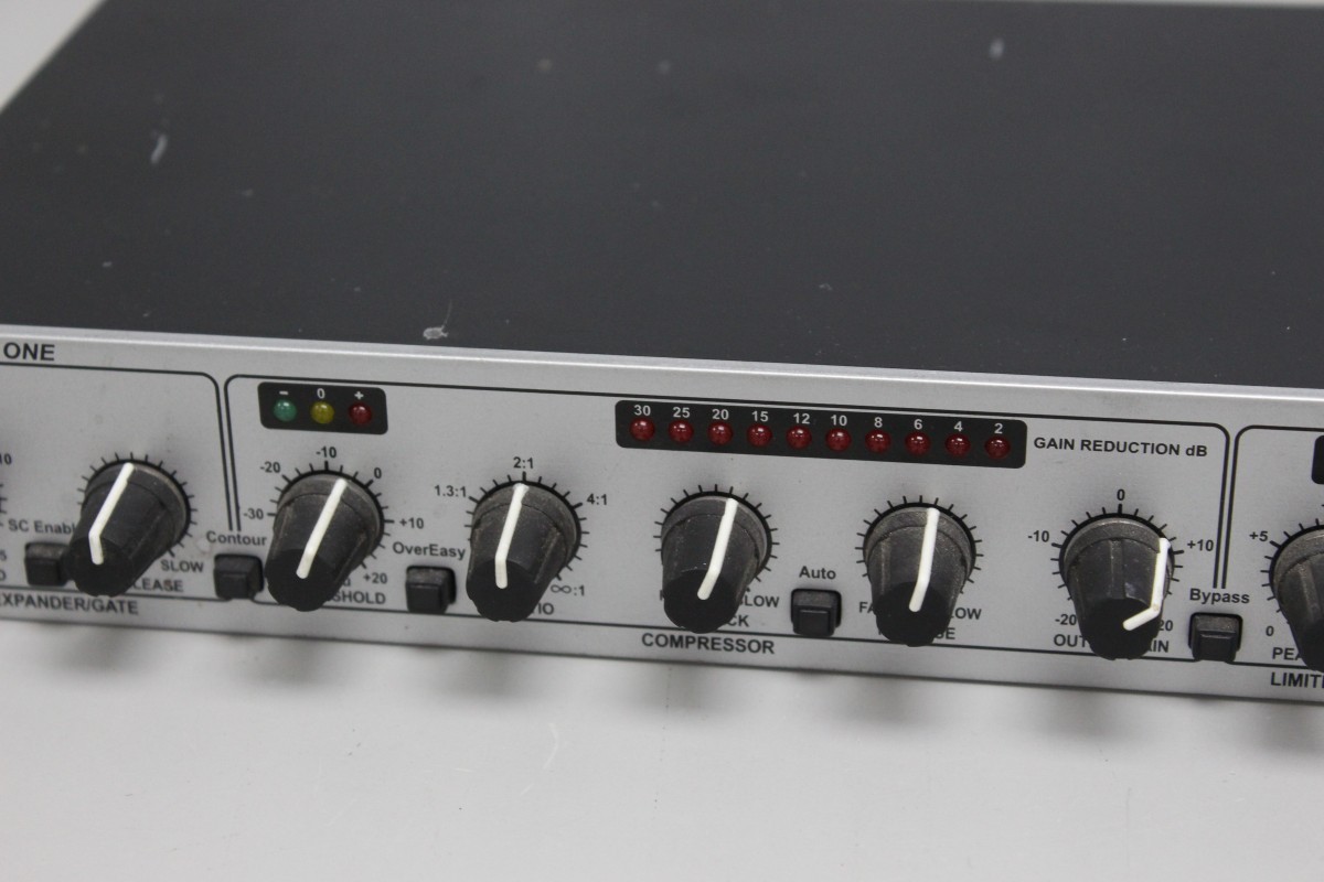 DBX 166XS Stereo Compressor Limiter Audio Recording (C31035511)