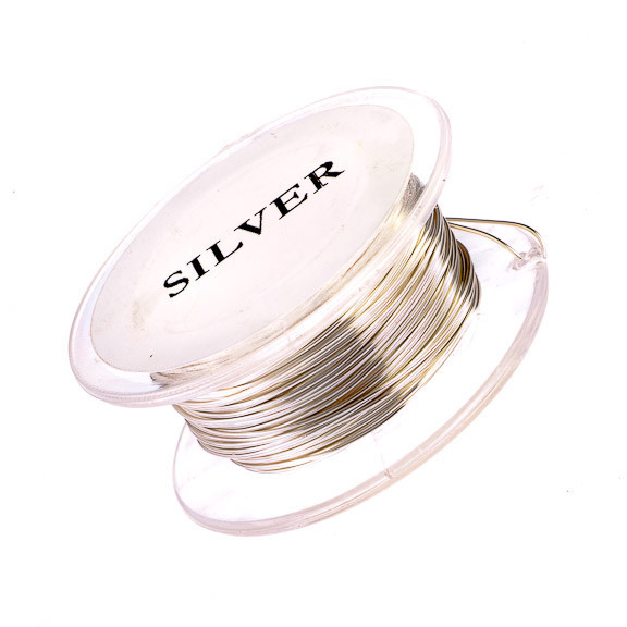 14 Gauge Non Tarnish Permanently Colored Wire. Silver Colored. 10 Feet.