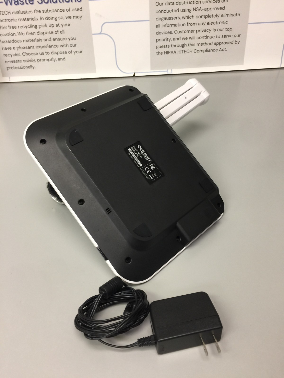 R20 QOMO HITE VISION QPC60 SCIENCECAM / DOCUMENT CAMERA W CD / CORDS &REMOTE