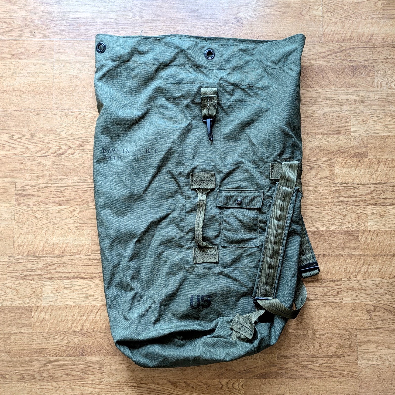 Vintage - U.S. Military Top Load Olive Drab Duffel Bag w/ Name Tapes – HANLIN