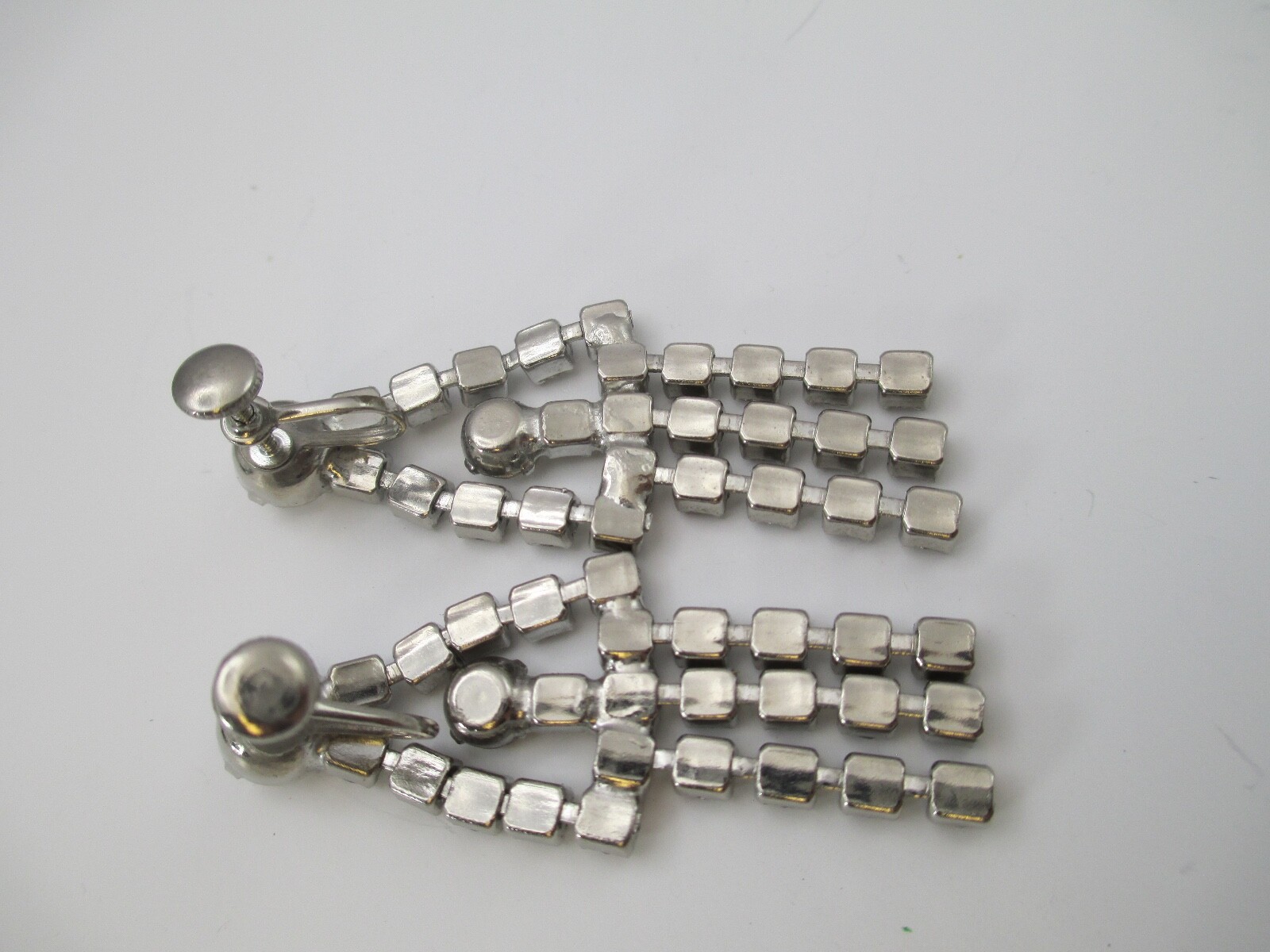 Vintage Rhinestone Cascade earrings Screw back Unsigned Dangles elegant