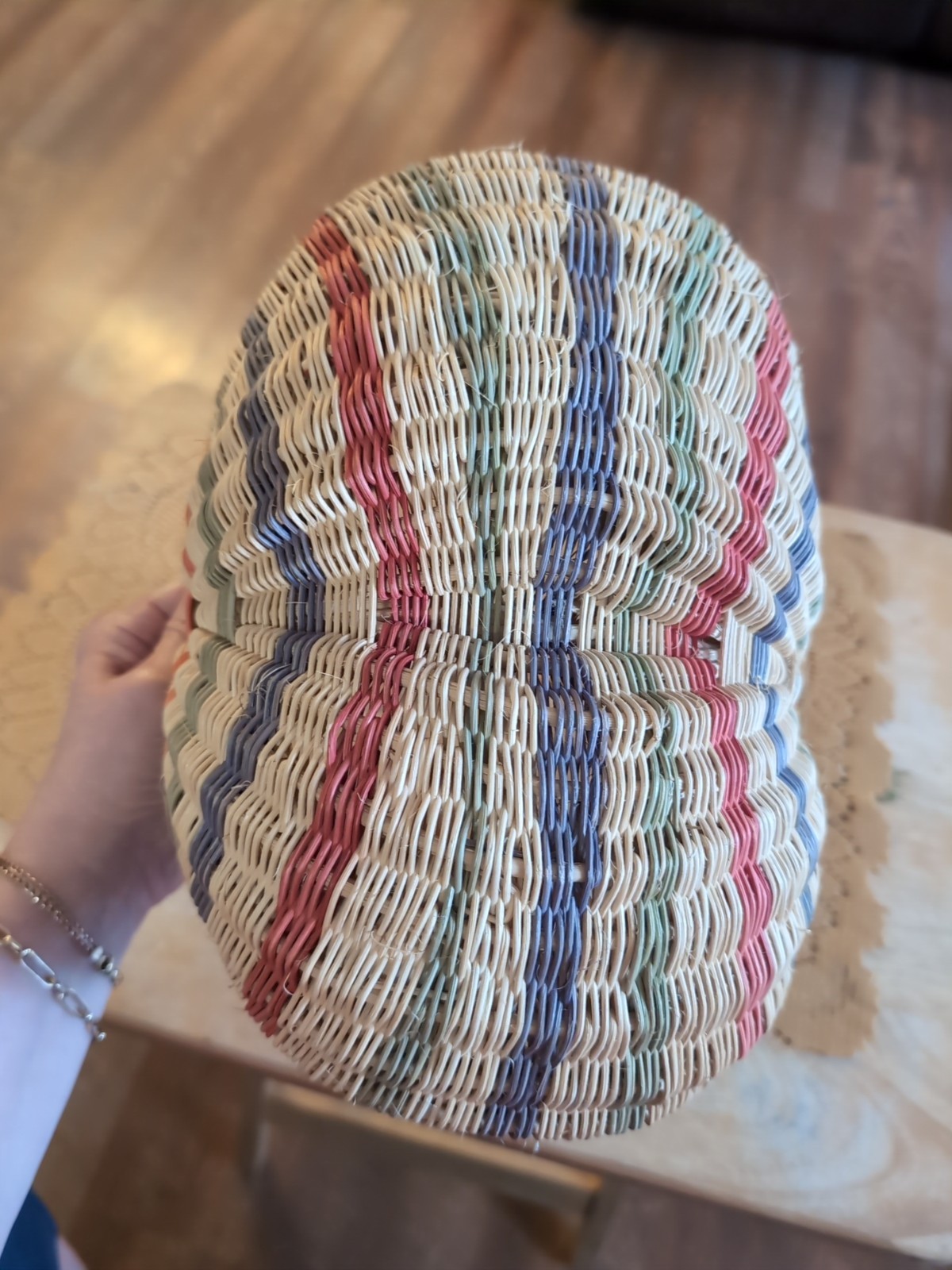 10.5" Wicker Buttocks Basket, Stripes w/ Handle