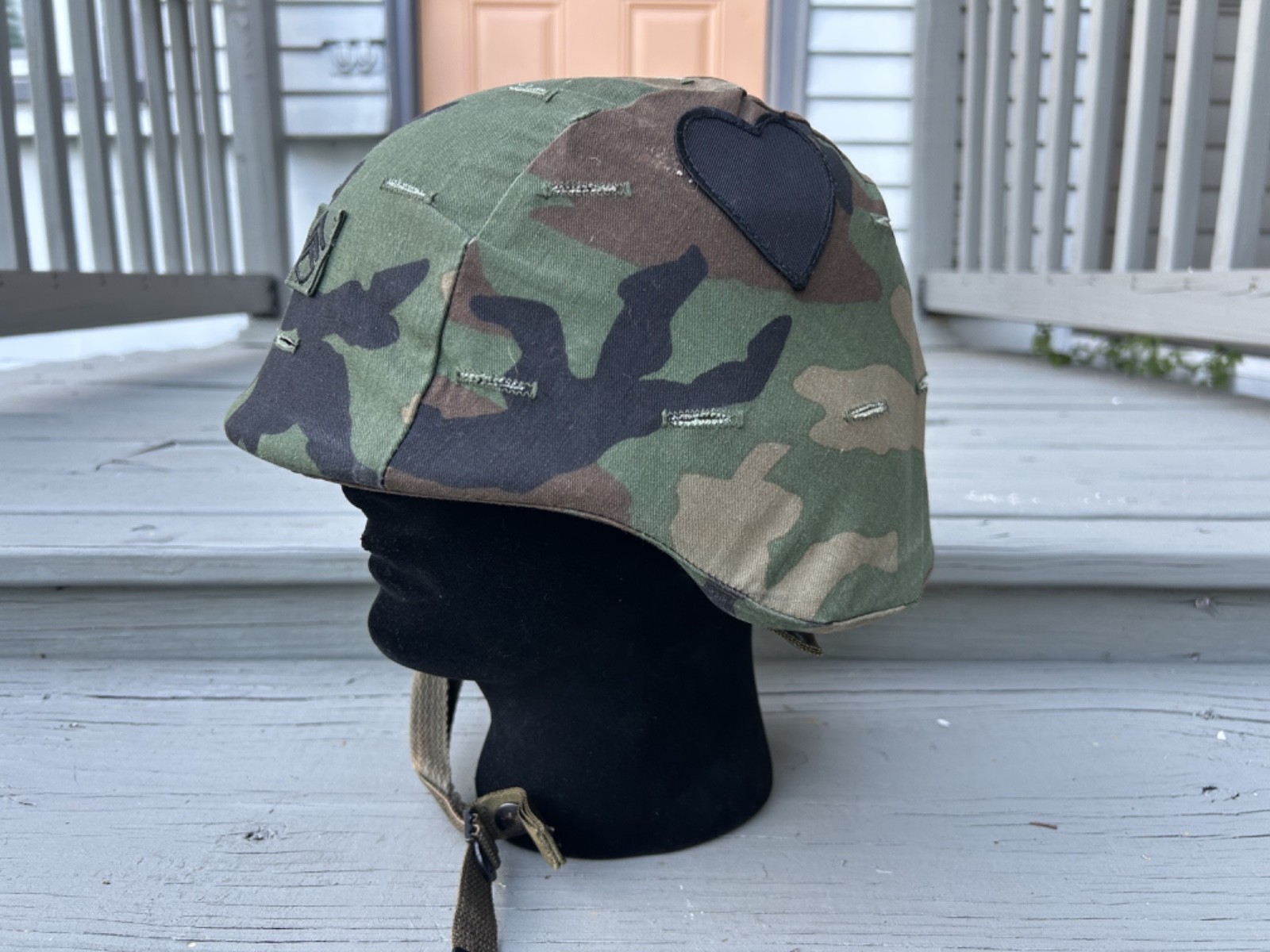 Large US Army PASGT Helmet M81 Woodland Ballistic Helmet 101st Airborne Cover