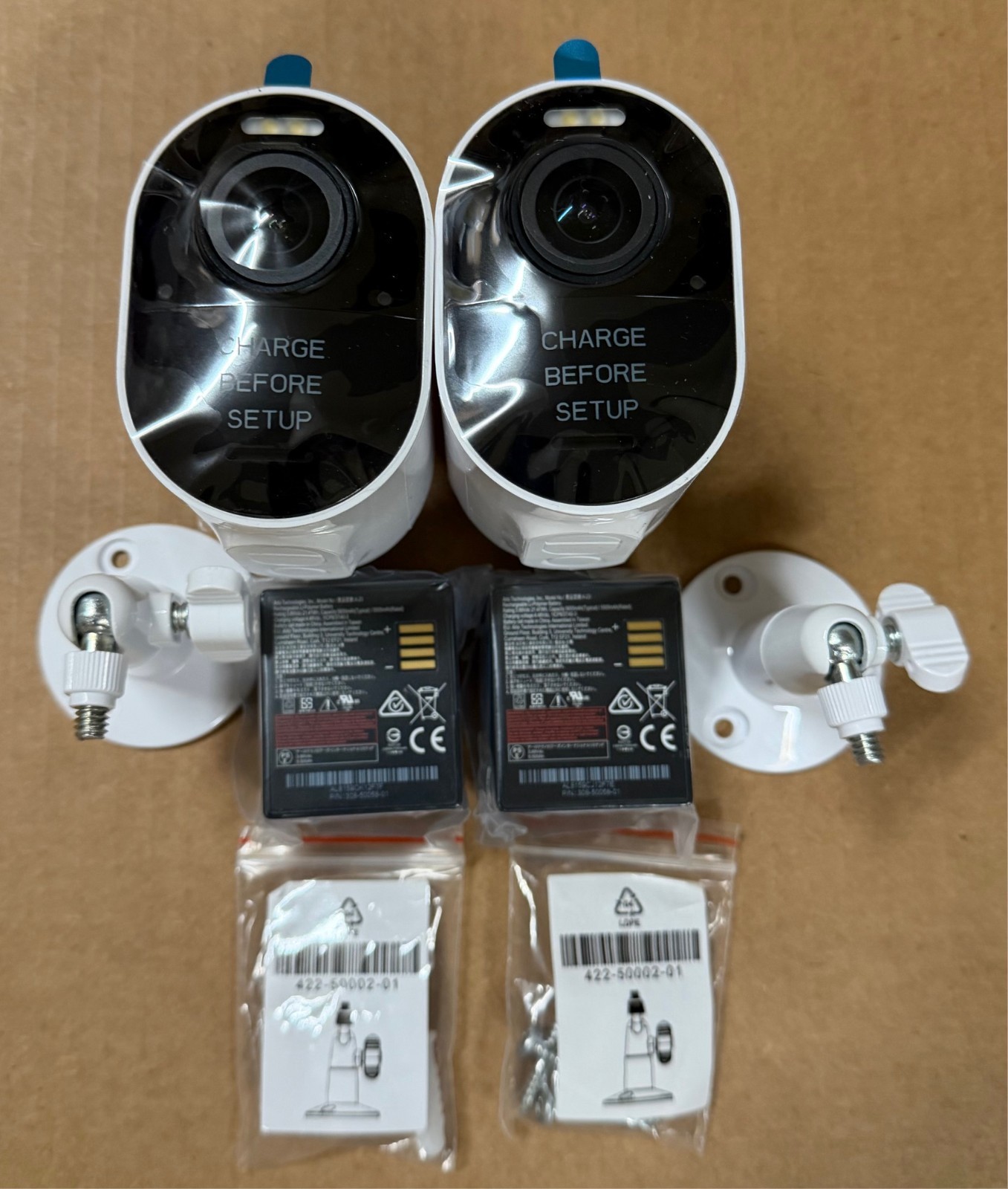 2 Arlo Ultra 3 4K UHD Wireless Security Add-on Camera with Battery & Wall Mount