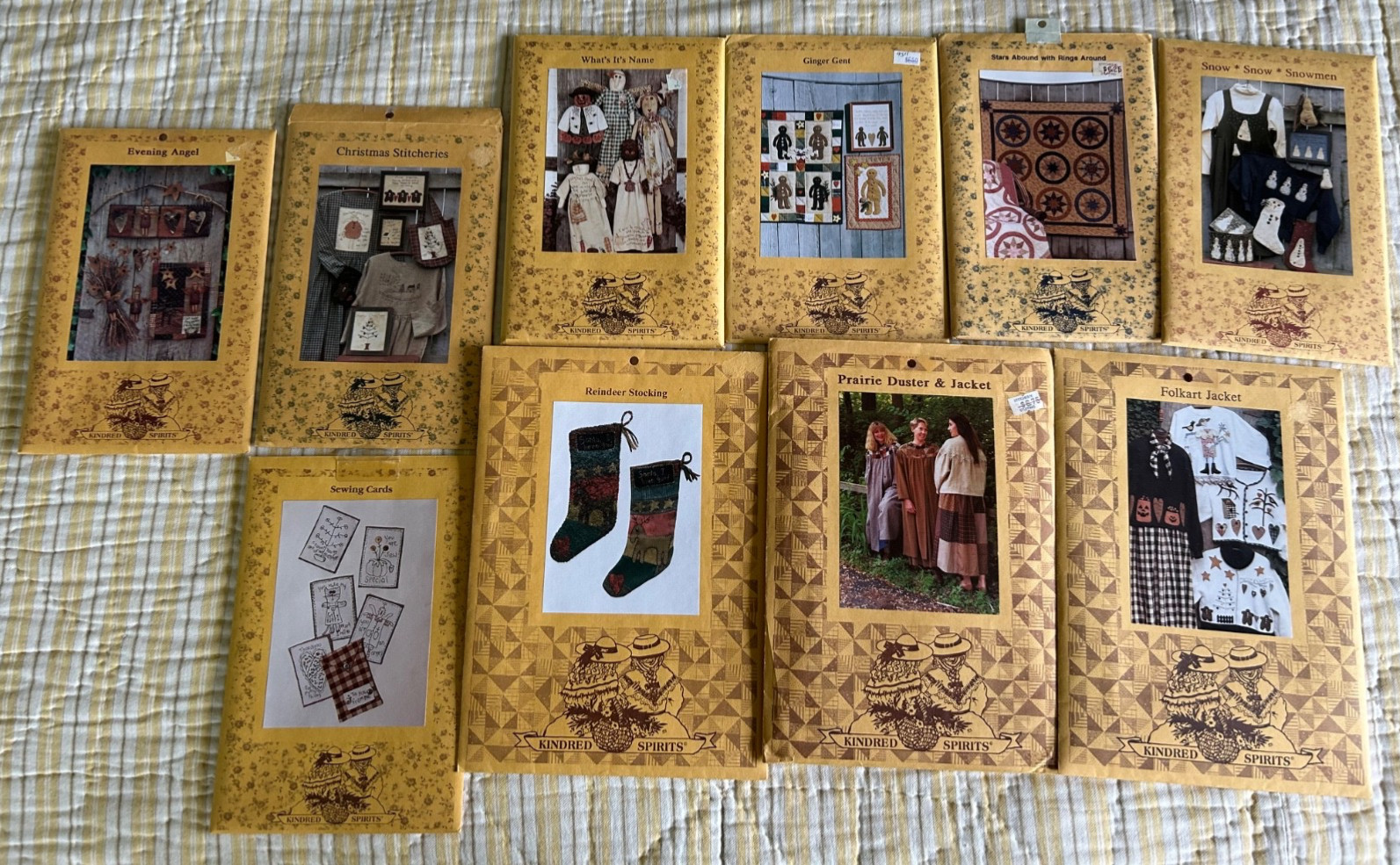 LOT OF 10 Vintage Kindred Spirits Needlecraft Patterns Folk Art See Picture