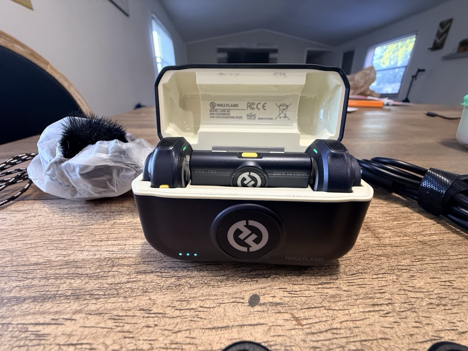 Holly Land Lavalier Microphones Lightning Connector