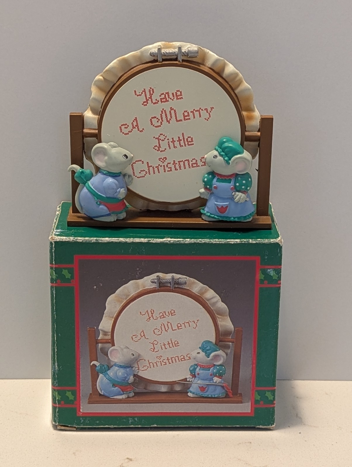 House Of Lloyd 1995 Merry Christmas Night Light Mice W/ Crosstitch