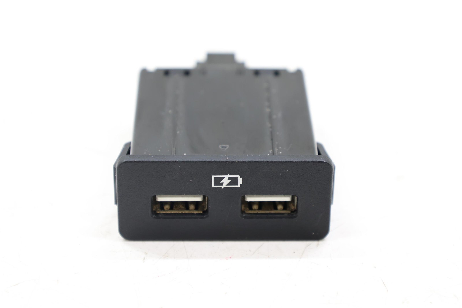2024 - 2025 MAZDA CX-90 CENTER CONSOLE USB CHARGING PORT OEM K61666290