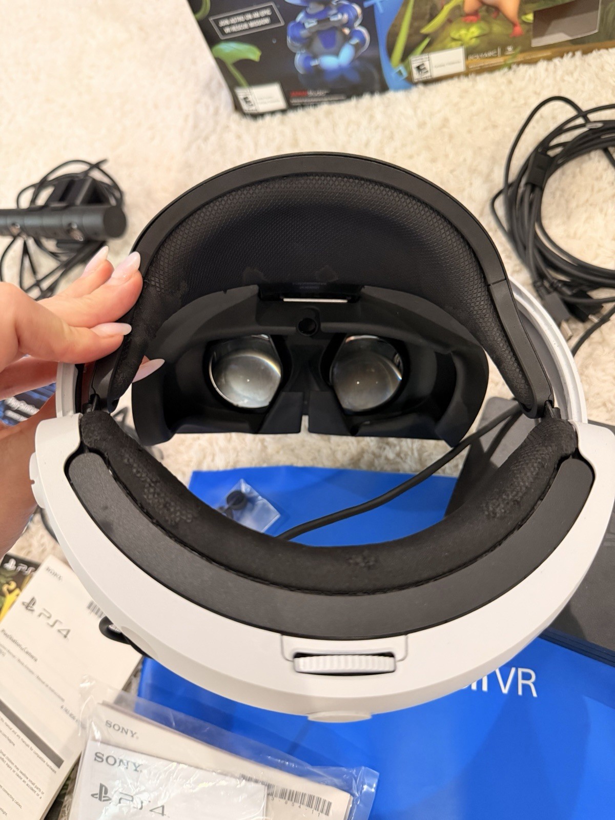 Sony PlayStation VR Virtual Reality Headset PSVR Used With Box Camera
