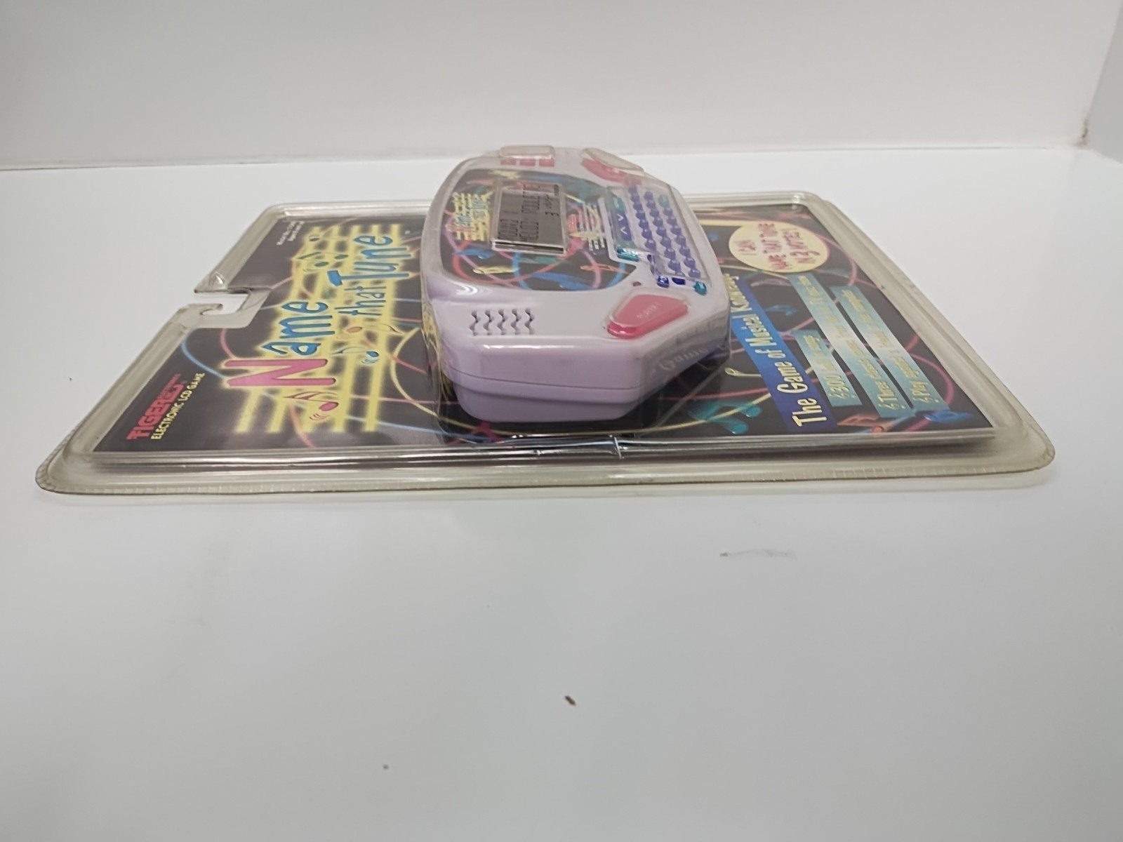 1997 Tiger Electronics Name That Tune Handheld LCD Game new
