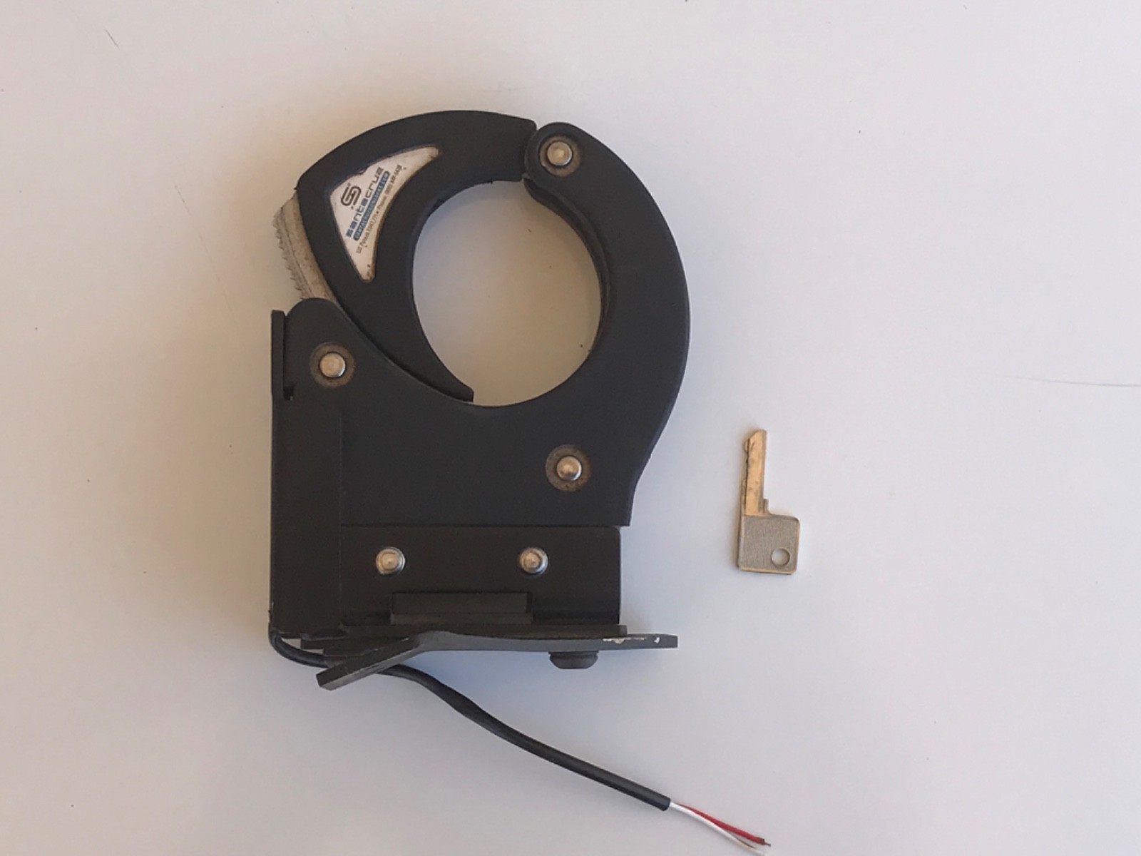 Santa Cruz Sc6 SC-6 Universal electric Gun Lock For Rifles Shotgun Key #2 D4