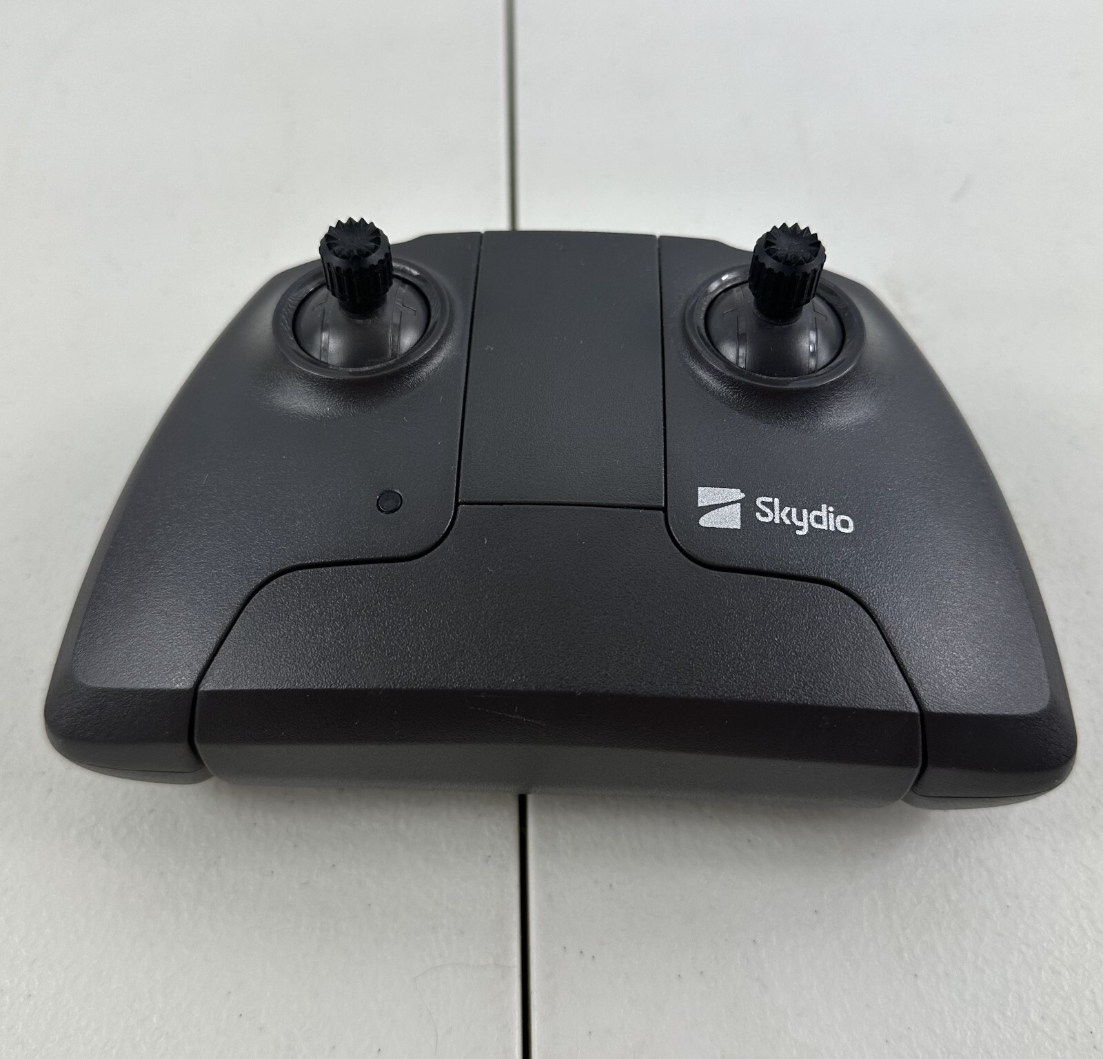 Skydio SKYJS300NA USB-C Drone Controller for Skydio 2 / Skydio 2+
