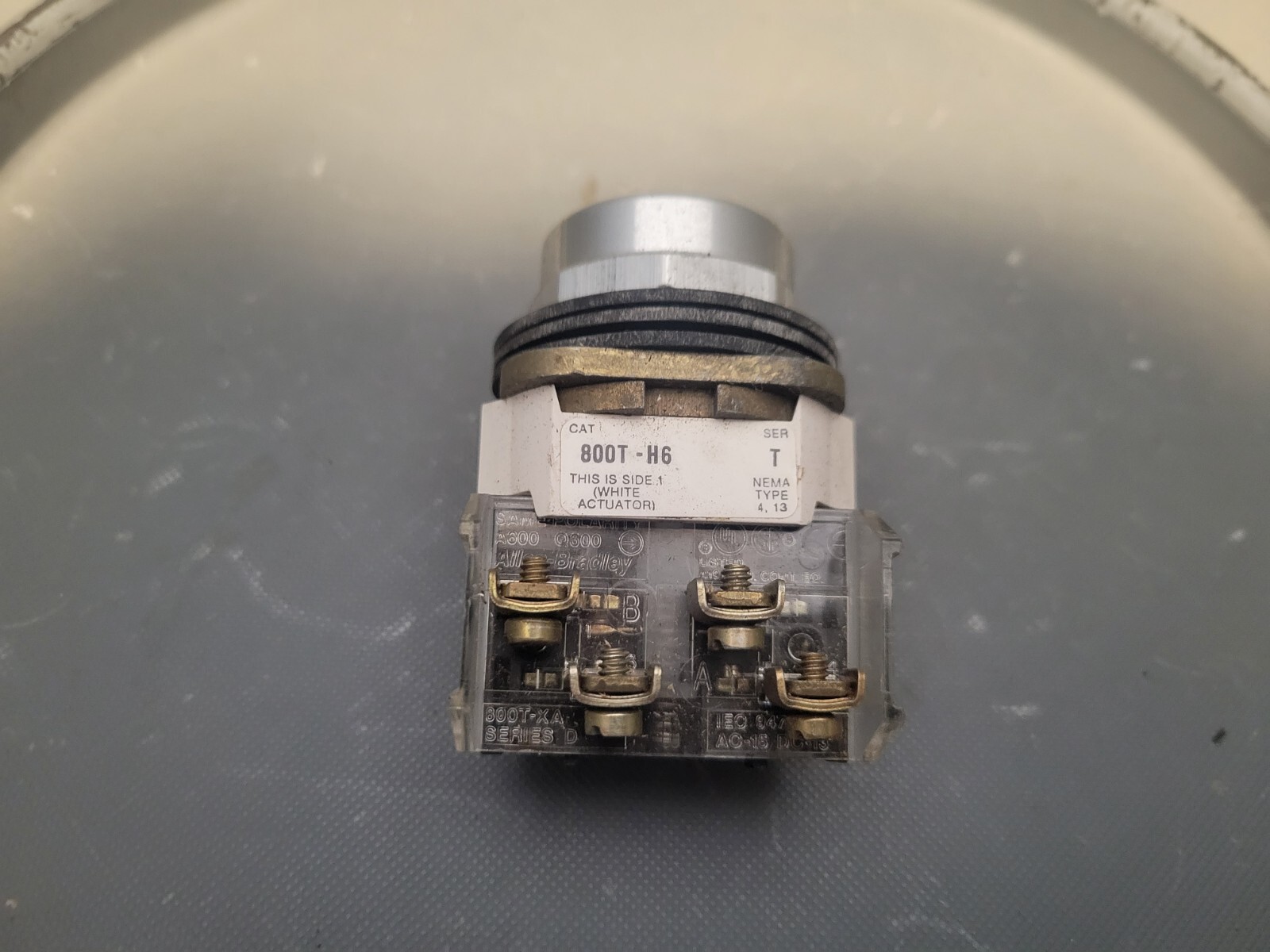 Allen Bradley 2 Position Selector Switch, Series T, 800T-H6