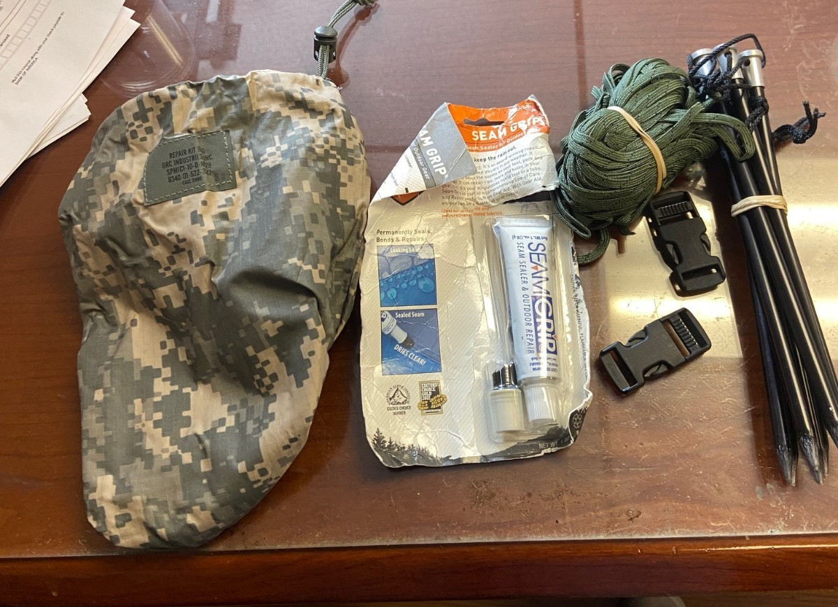 US Mil Improved Combat Shelter Repair Kit & Stakes USGI ACU