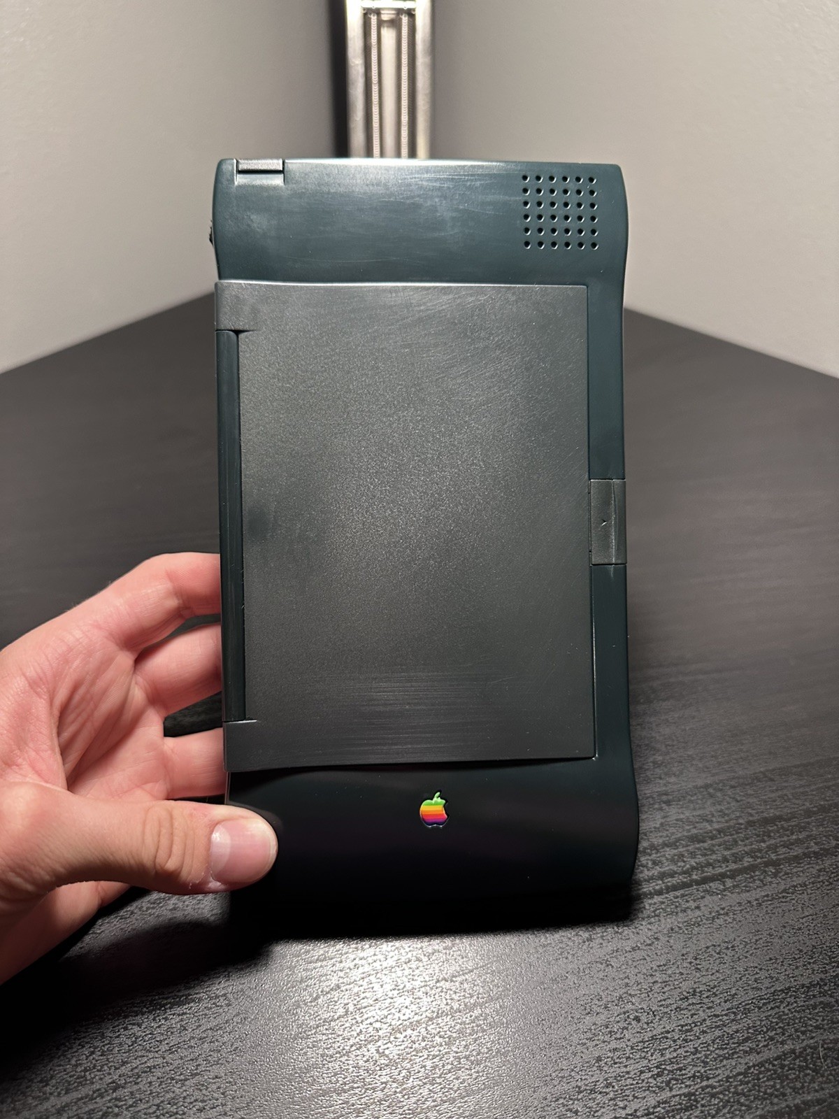 Apple Newton MessagePad 2000 DERUBBERIZED w/Newton Pamphlet