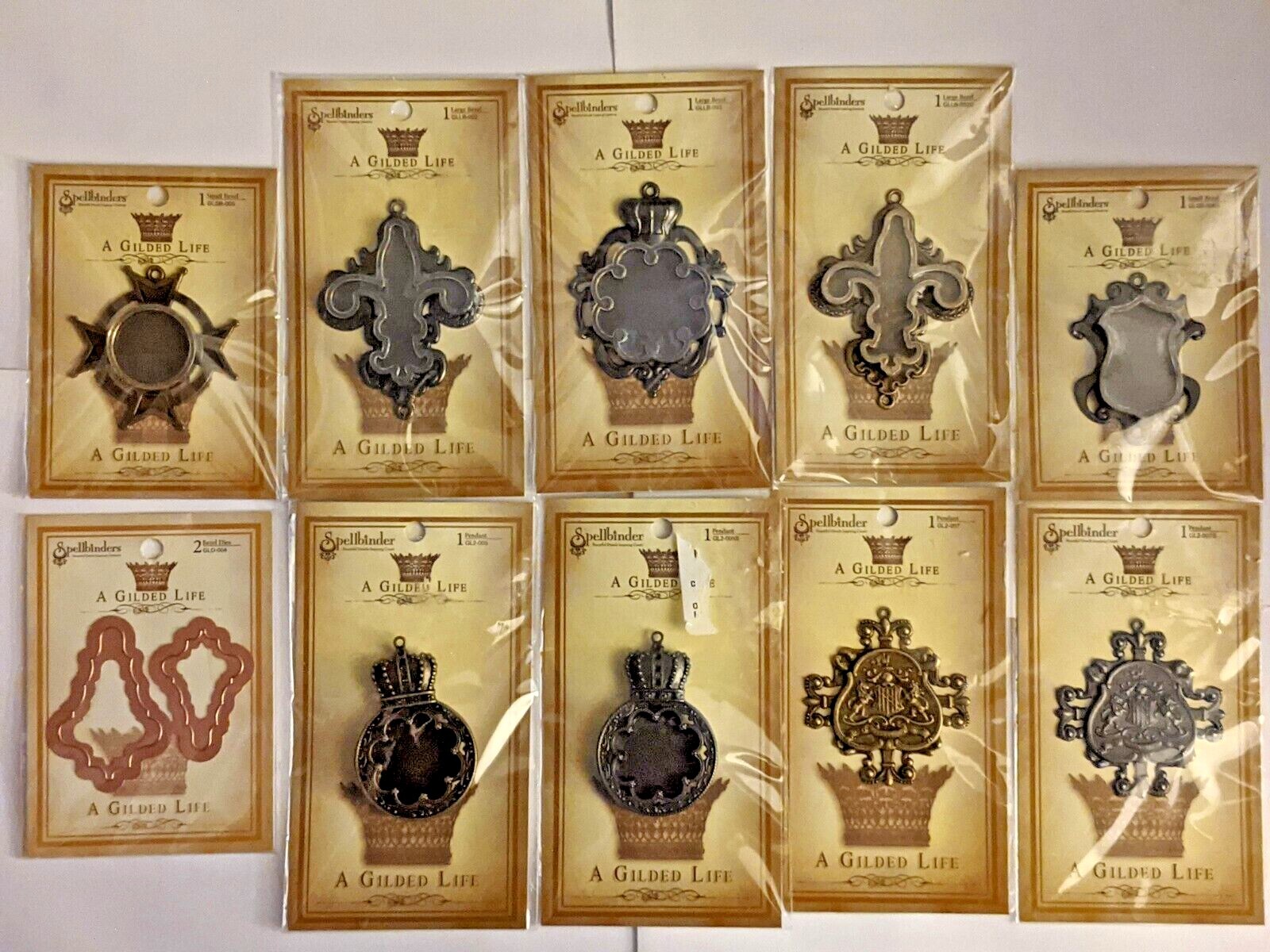 Spellbinders A Gilded Life Pendants Bezels Medallions Crest- YOU PICK - NEW