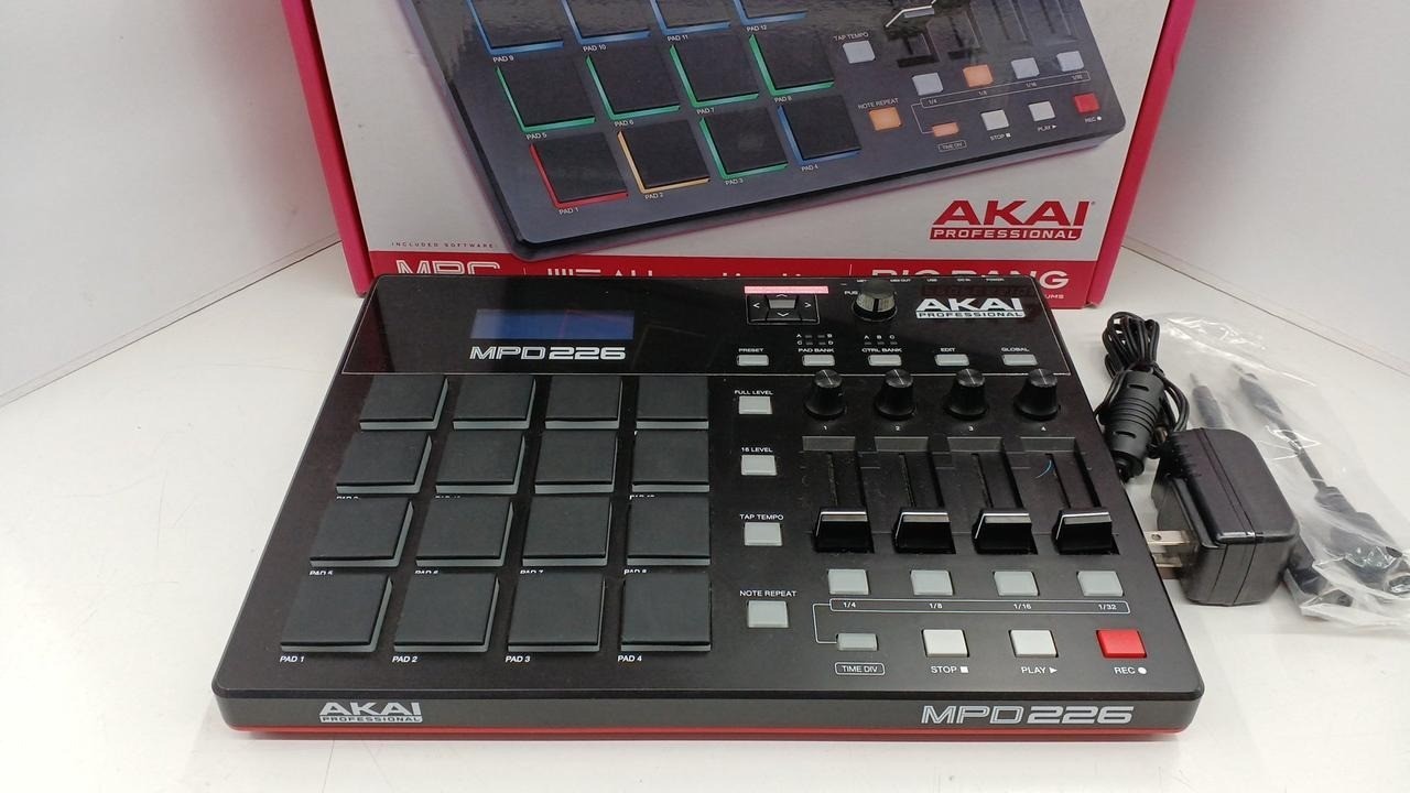 AKAI Professional MPD226 MIDI Pad Controller w/ Faders Knobs Box Manual Japan