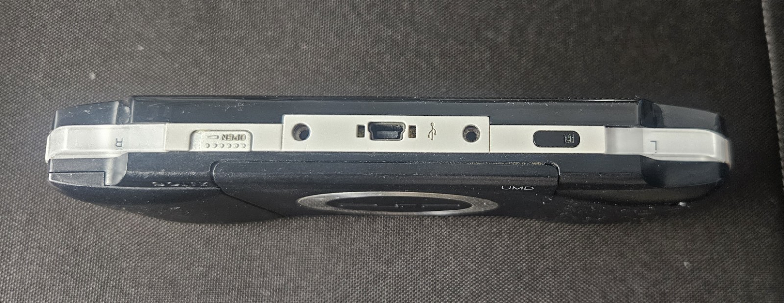 Sony PSP-1001 Handheld Game System