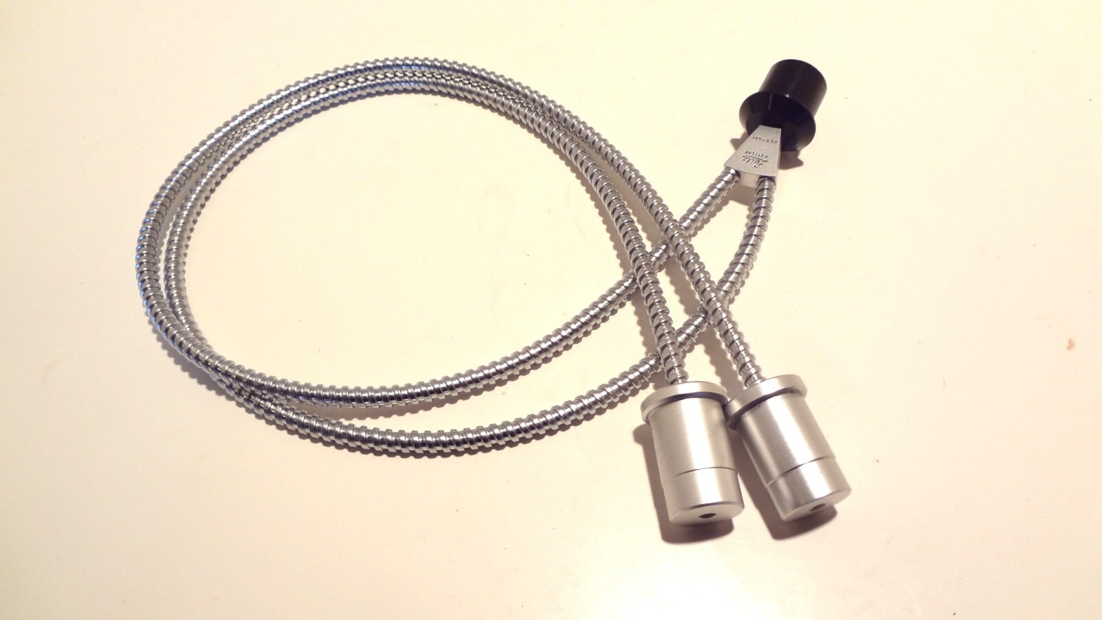 LEITZ WM TOOLMAKERS DUPLEX FIBER OPTIC GUIDES OBLIQUE LIGHT ATTACHMENT
