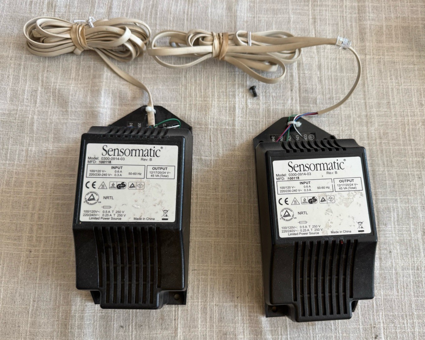 Sensormatic 0300-0914-03 Transformer Input, 50/60HZ Lot  Of 2 Sensormatic