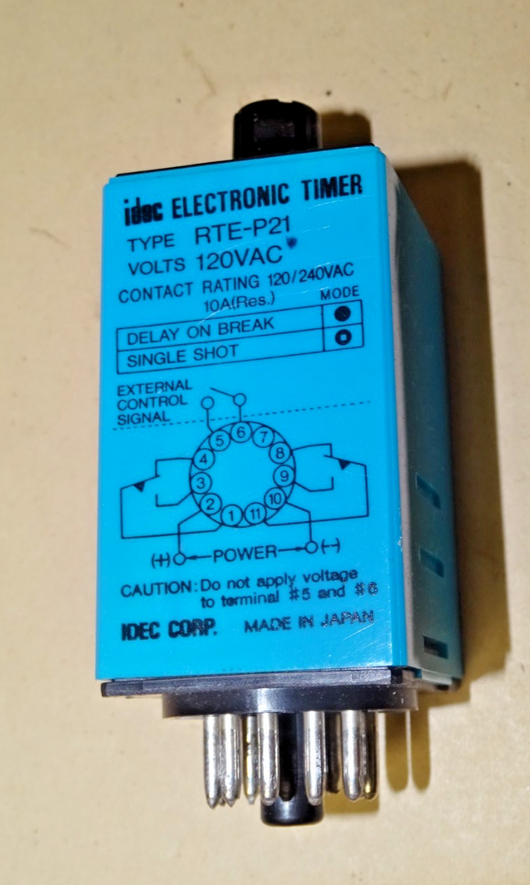 IDEC RTE P21 Time Delay Electric Timer 120VAC