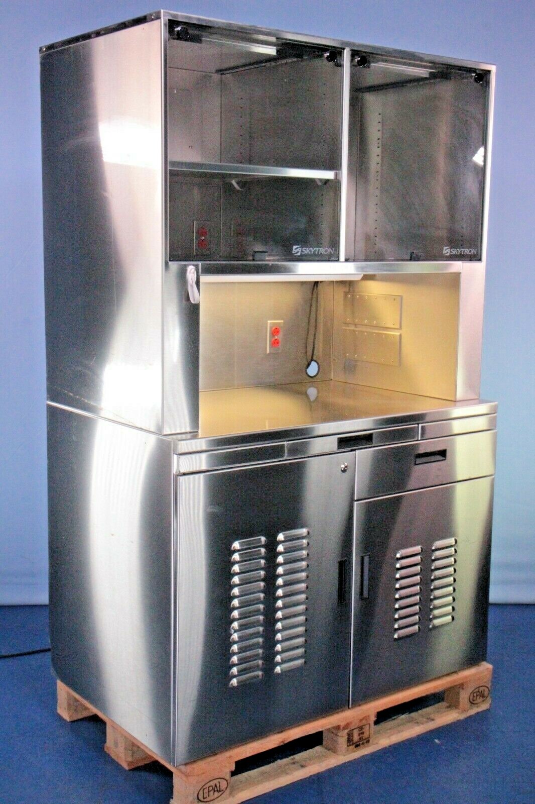 Skytron SSNDC-48U Locking Pharmacy Cabinet Stainless Pharmacy Counter Nice!