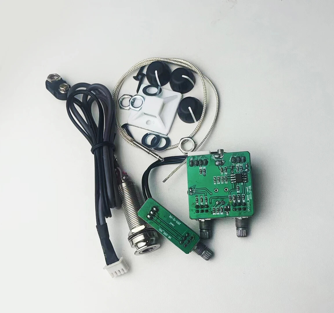 3Band Pickup for Acoustic Guitar for Soft Saddle Piezo Volume Bass TrebleControl