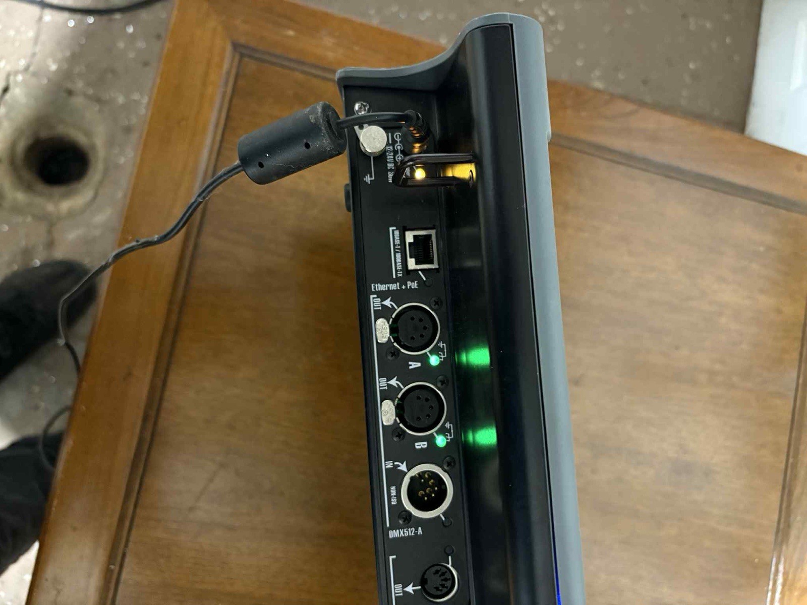 Cognito PRO512 DMX console Working missing some buttons offer as found