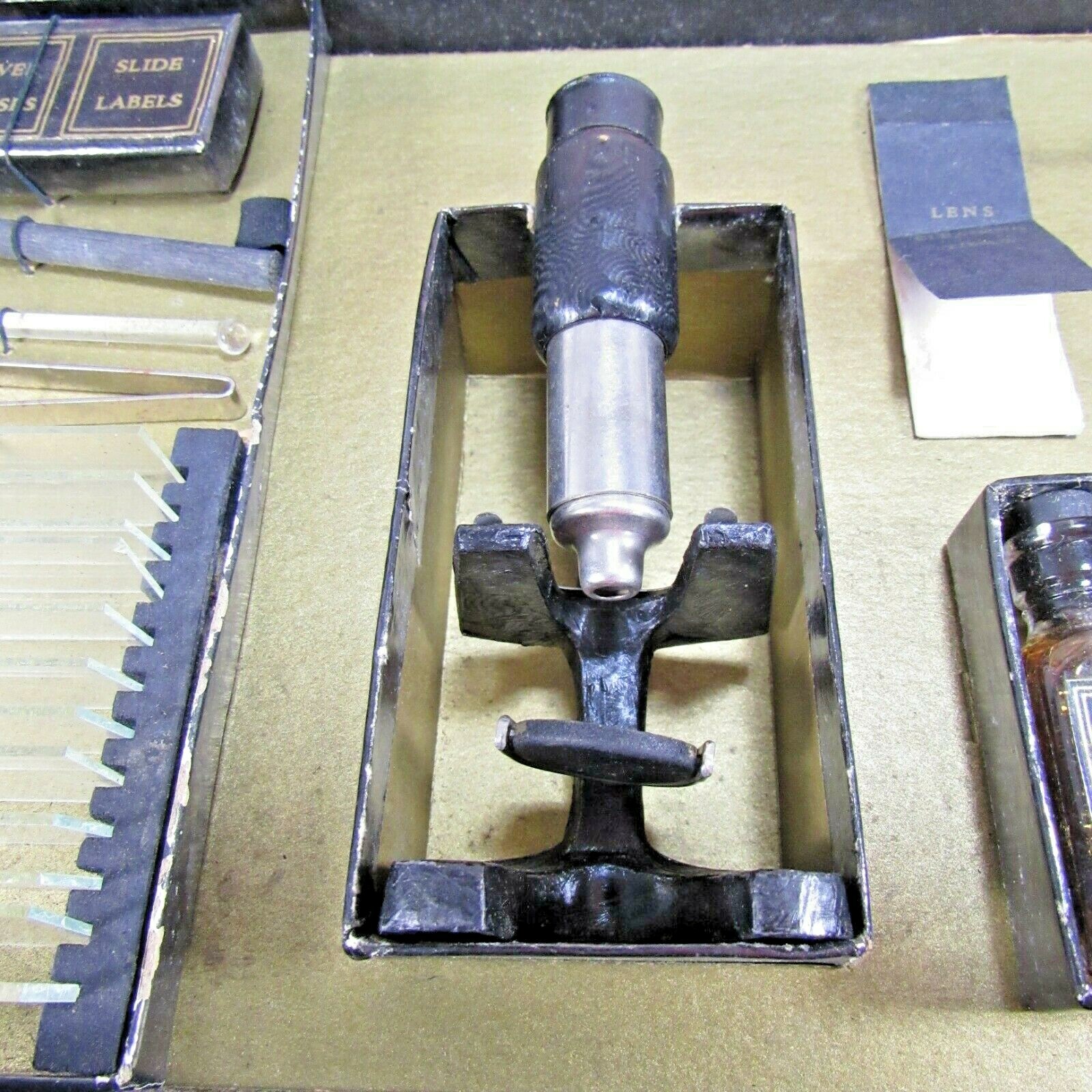 Vintage1950's Microset Model 2M 70 X Microscope Set