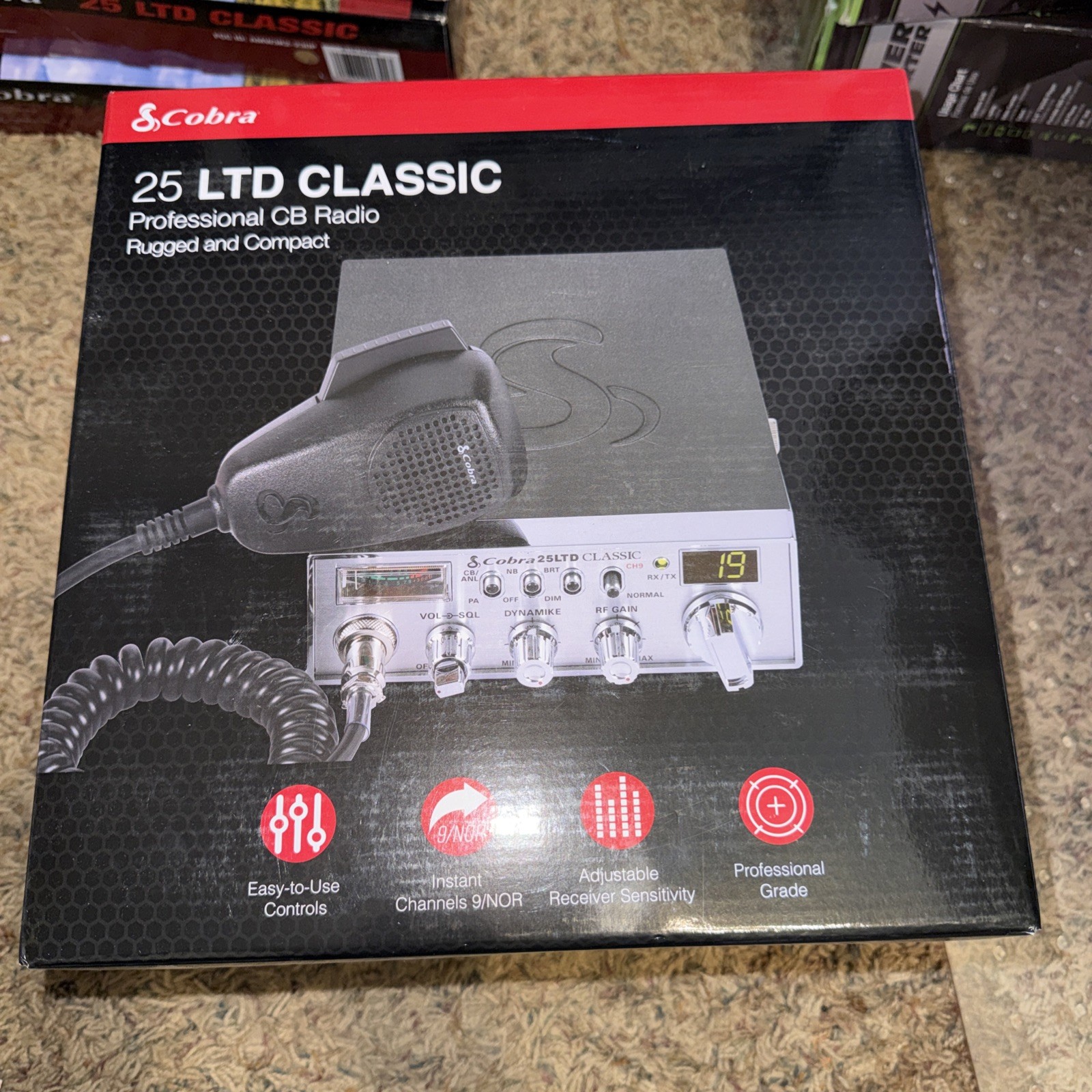 Cobra 25LTDCLASSIC 40 Channel CB Radio