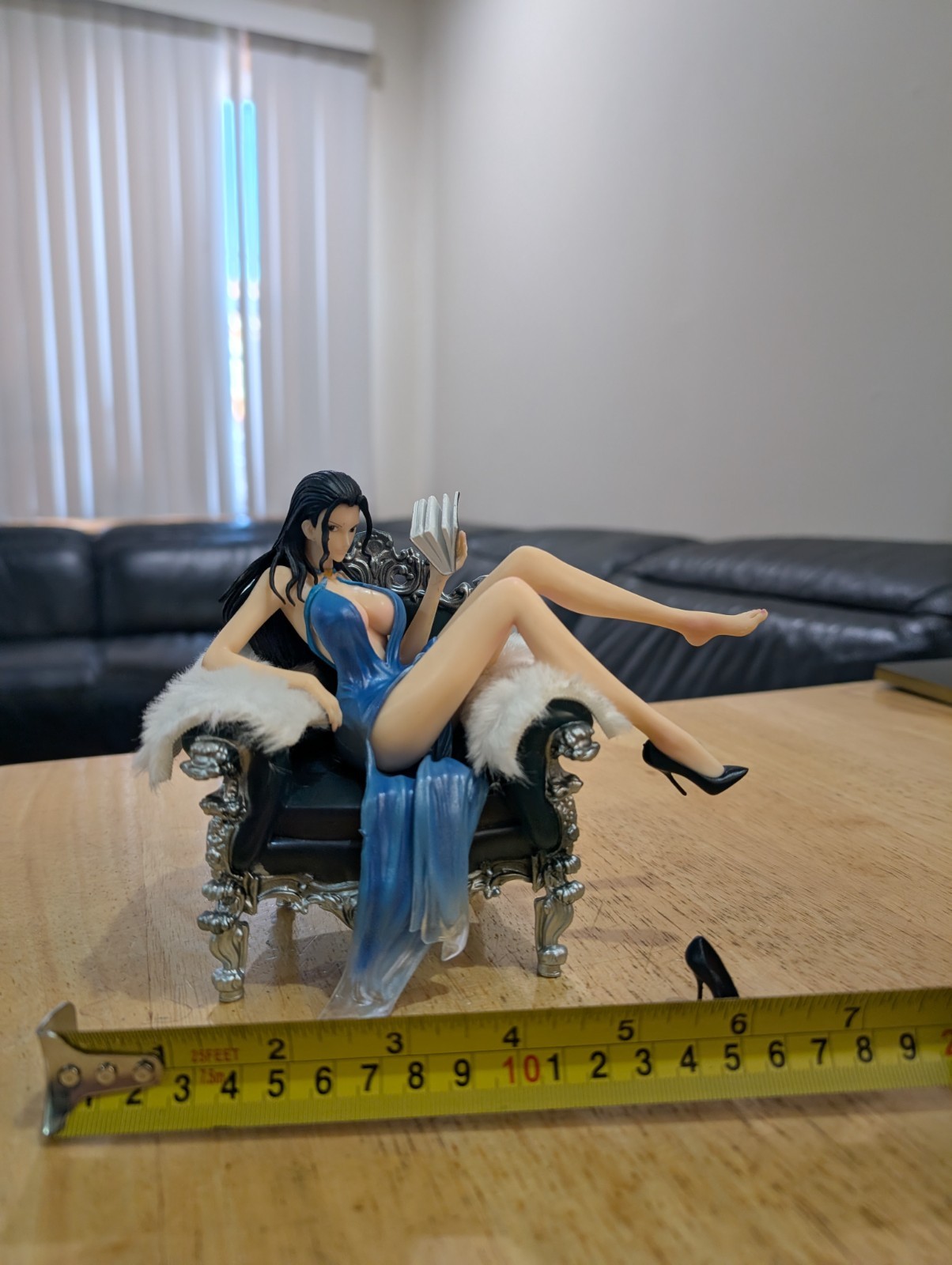 One Piece Straw Hat Pirates Robin Sitting 6'' Figure with Box