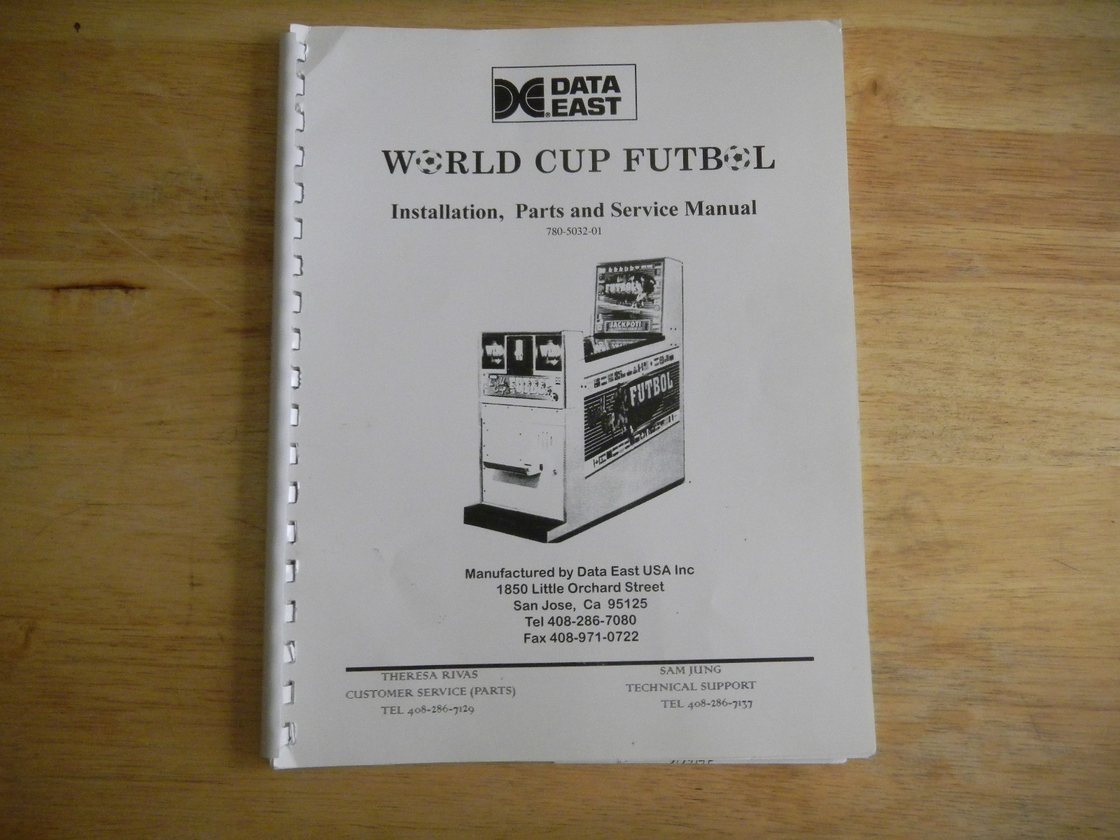 WORLD CUP FUTBOL  DATA EAST    ARCADE GAME ORIGINAL owners   manual