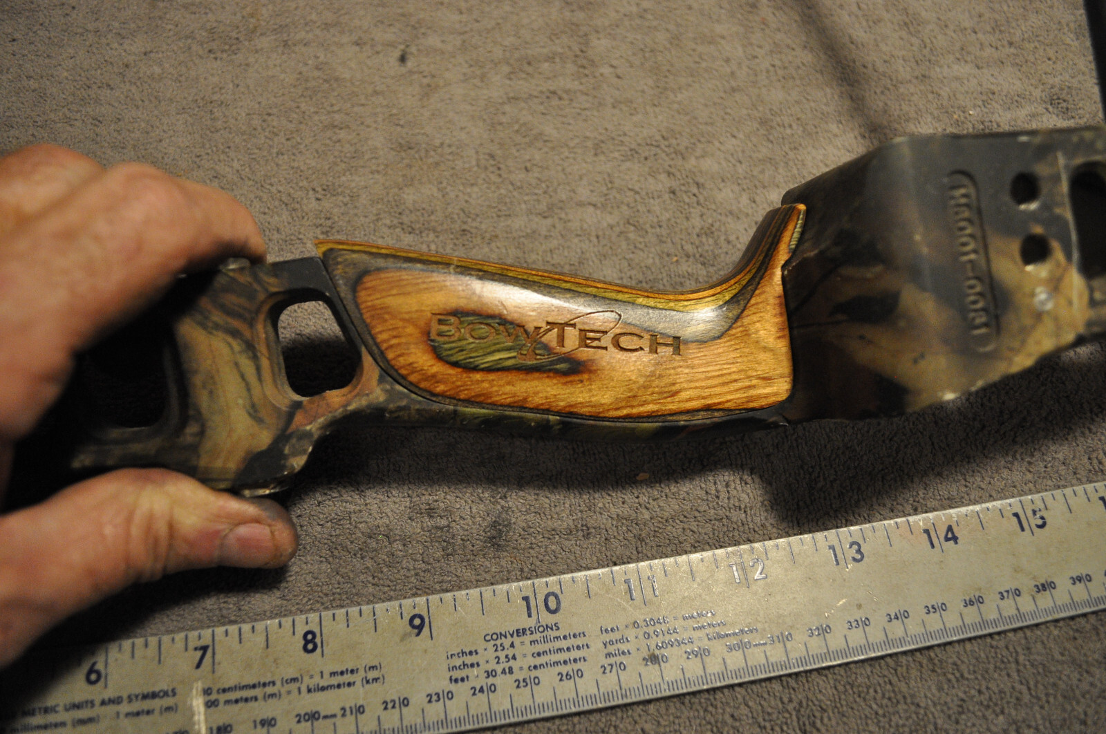 Bowtech Constitution Compound Bow Center Handle Assembly , used see pictures