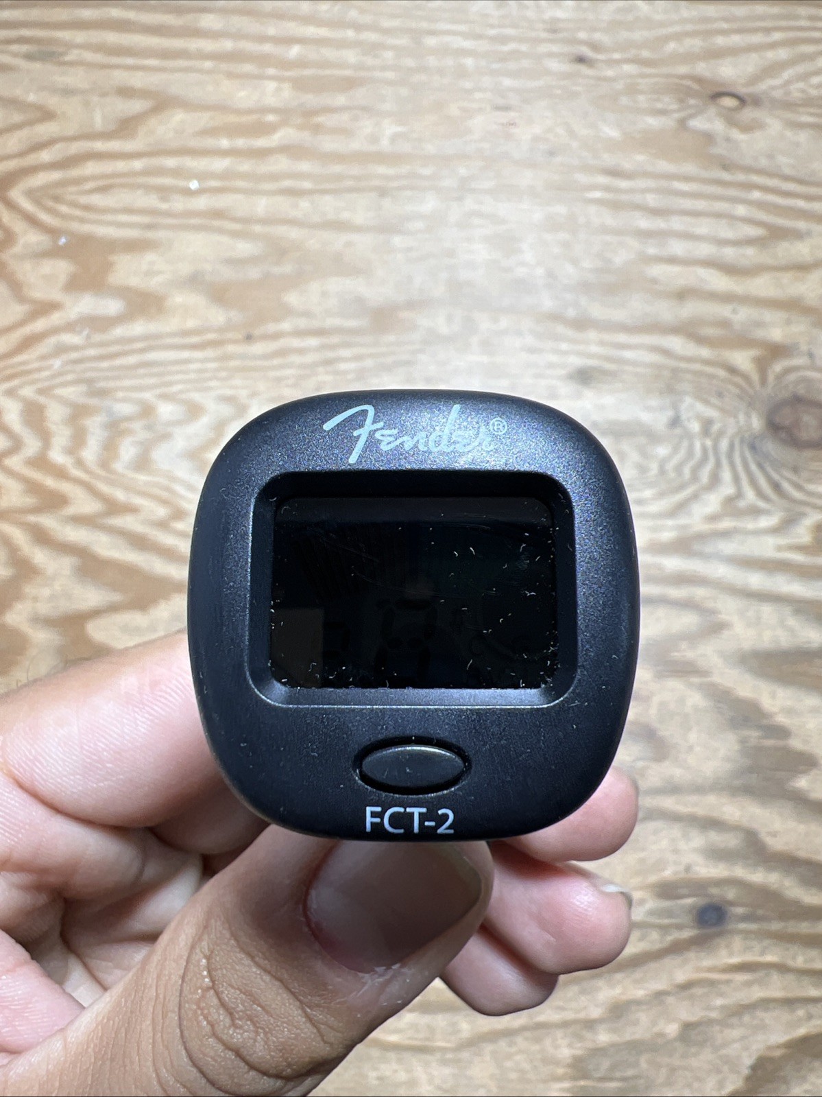 Fender FCT-2 Clip-on Guitar Tuner LCD Display Vibration Sensor Dual-hinge