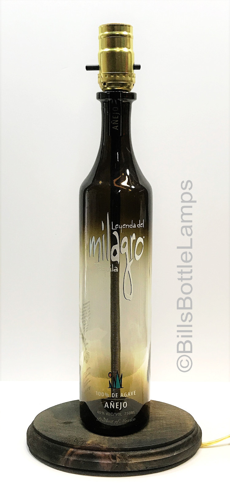 MILAGRO ANEJO Tequila Liquor Bottle TABLE LAMP Light Wood Base Bar Lounge Decor