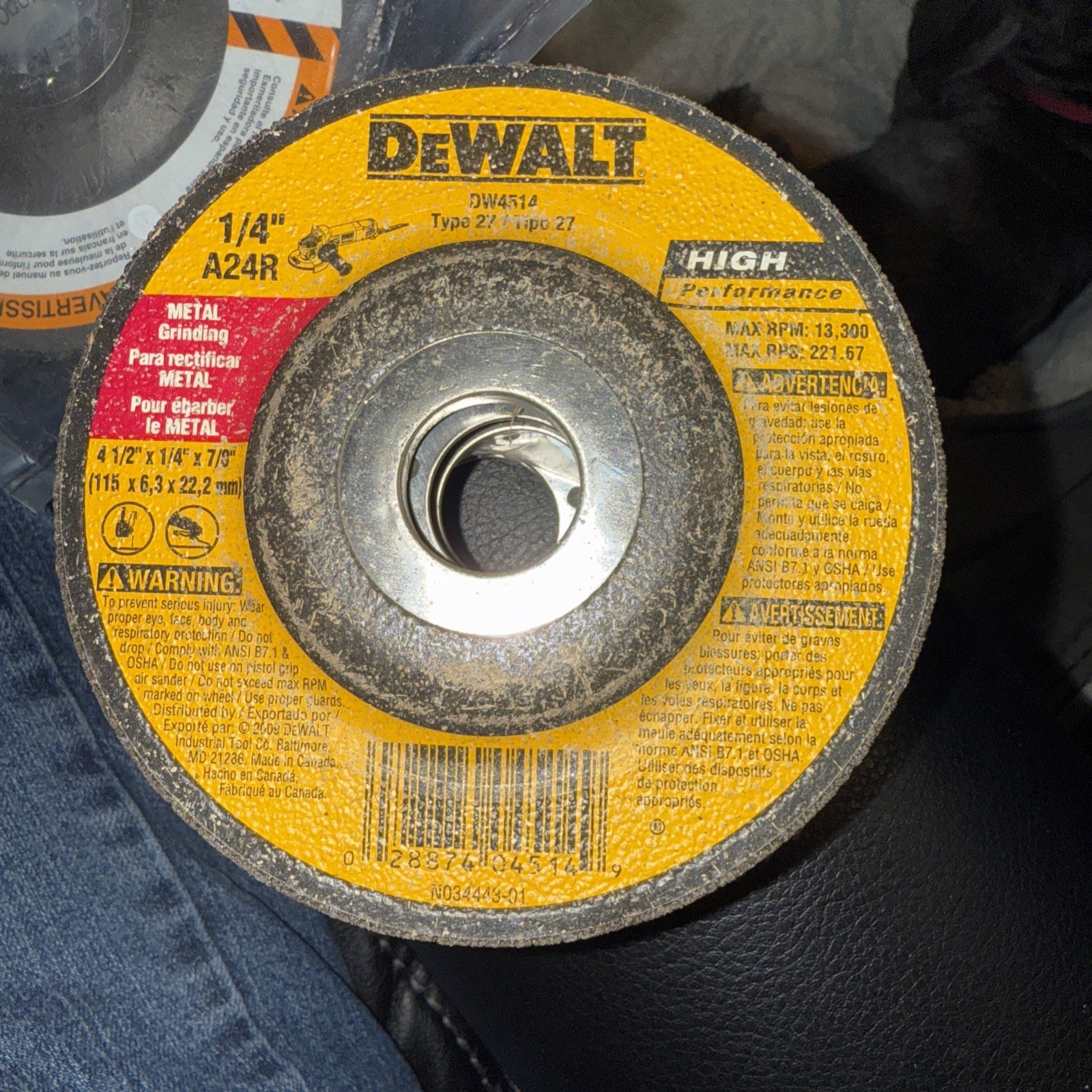 DEWALT 4-1/2" Angle Grinder Metal Grinding Wheel A24R.