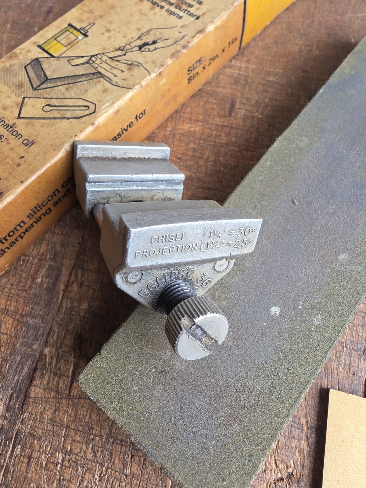 Original Eclipse No.36 Honing Guide And Stanley Combination Stone Woodworking