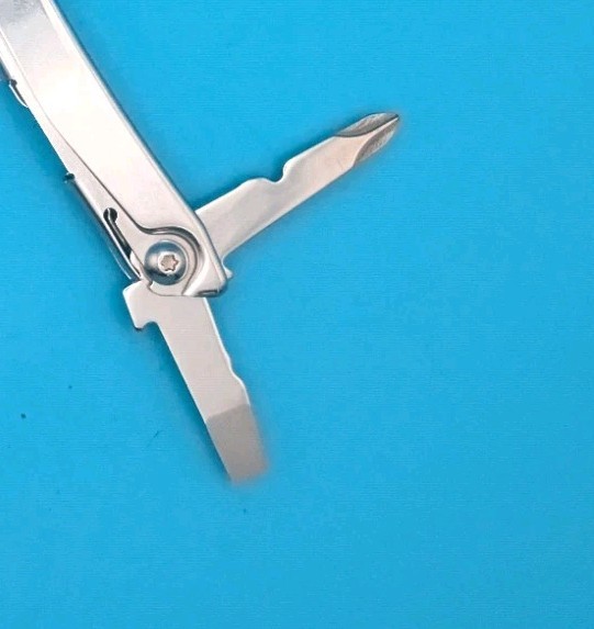 Leatherman Rev 3.8" Multi-Tool, Stainless!