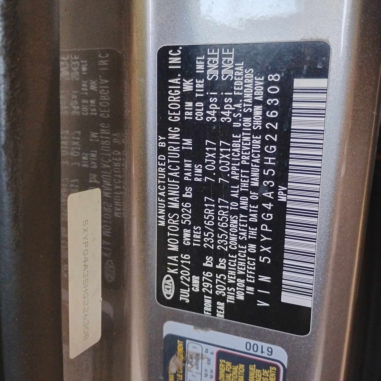 Spindle Knuckle Front KIA SORENTO Right 16 17 18