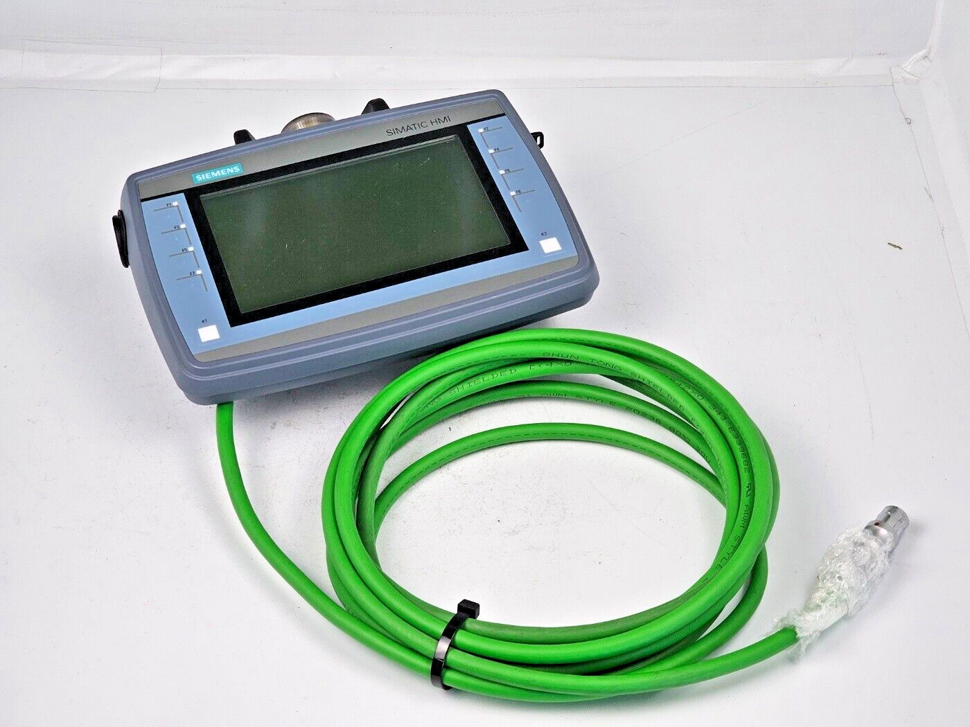 SIEMENS touch screen KTP700F 6AV2125-2GB23-0AX0