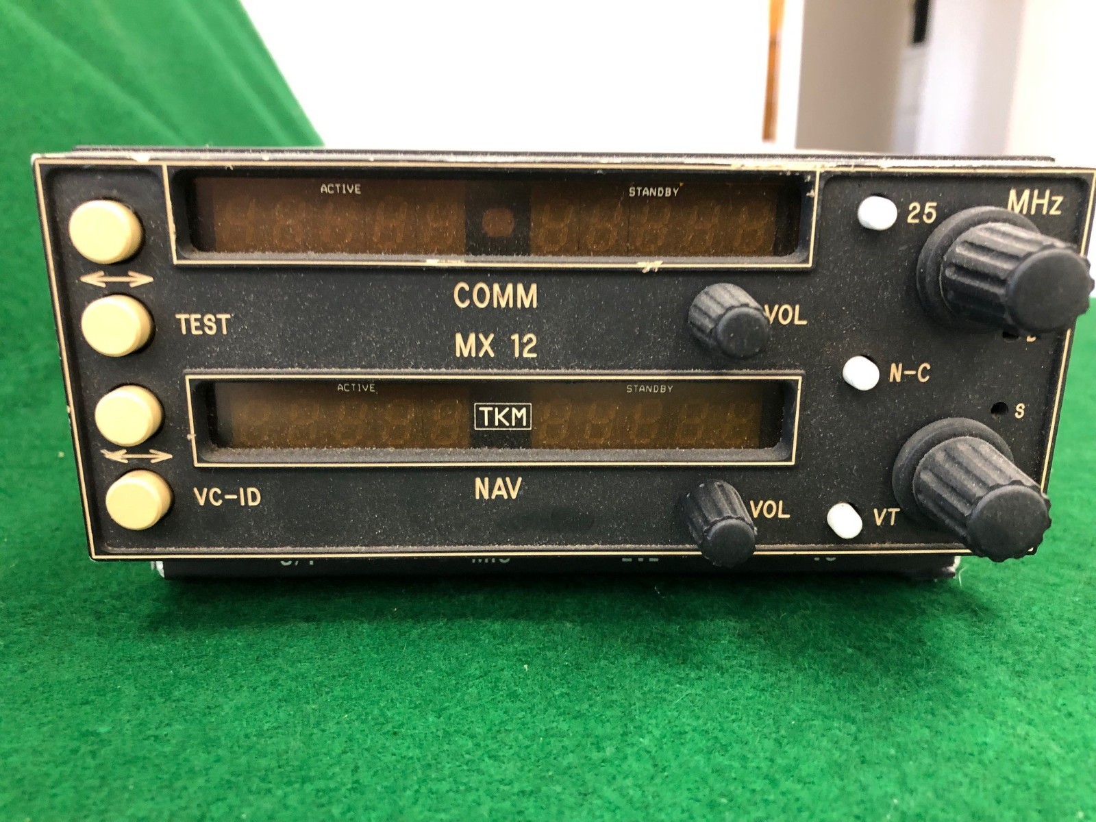 TKM MX12 NAV/COM with Mounting Tray & Connector