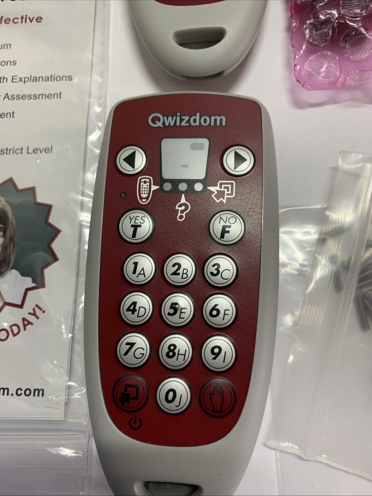 Lot 25 Qwizdom Q2 Remotes + Q5 Instructor + RF Host + Case TESTED