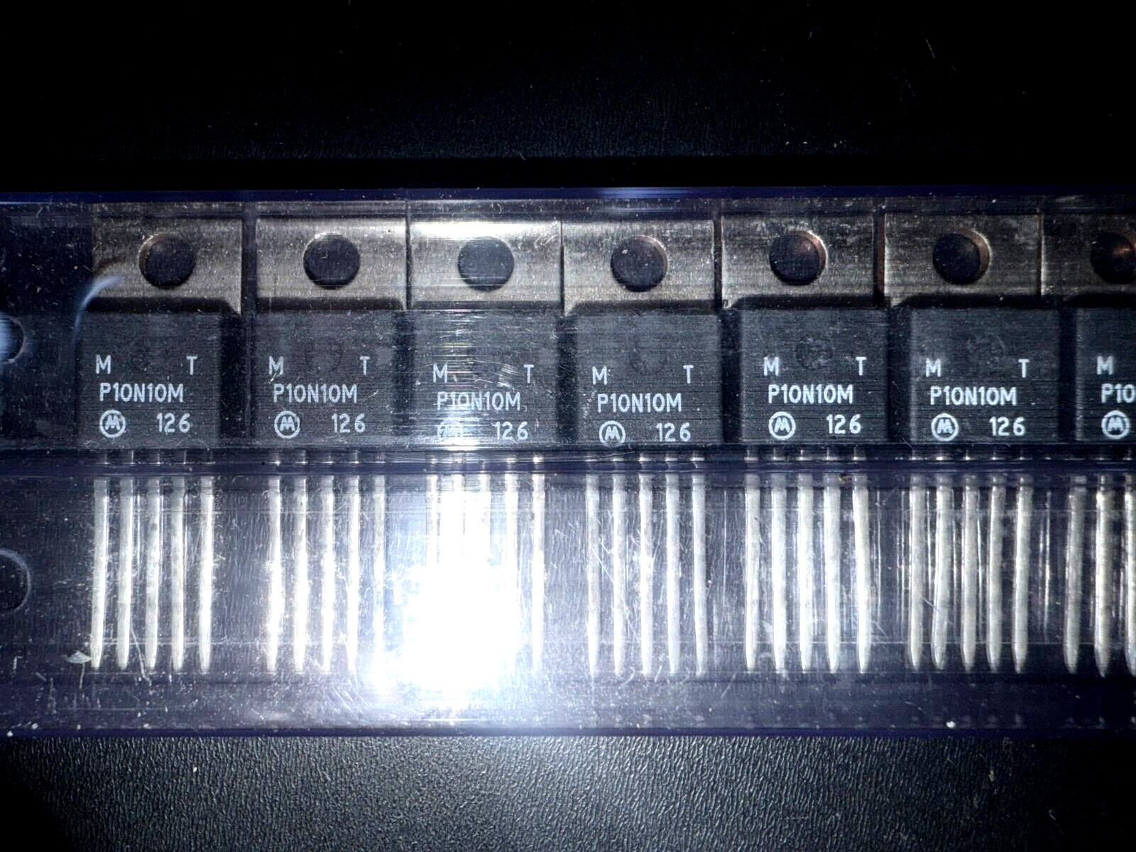 MTP10N10M