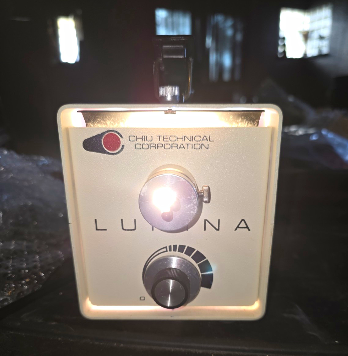 Chiu Tech Corp FO-150 Fiber Optic Light Source