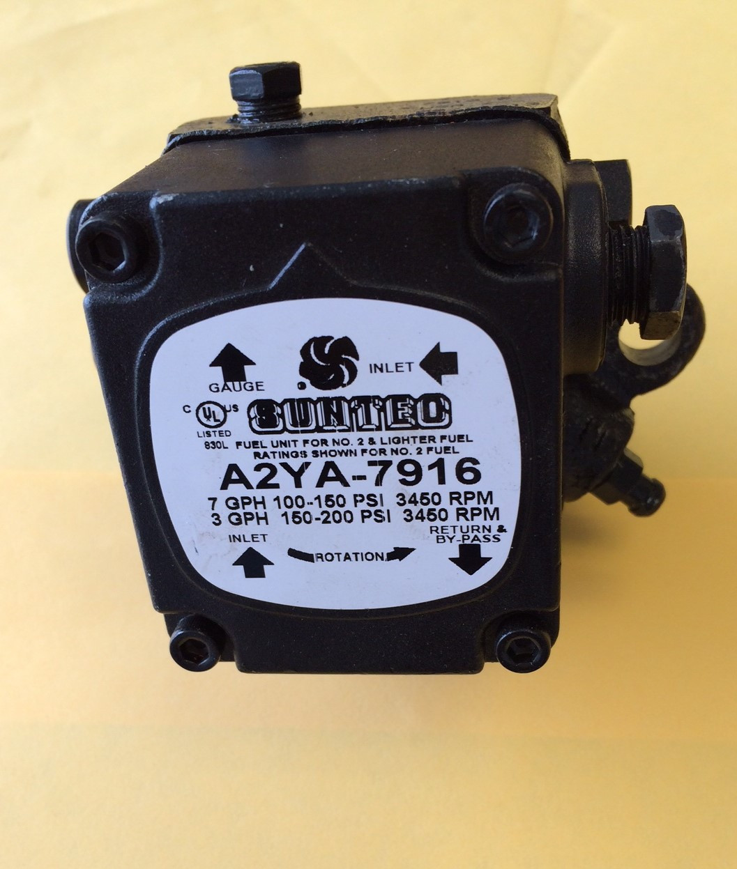 A2YA7916  SUNTEC Oil Burner Pump or Beckett PF226N2U Wayne Expedited shipping