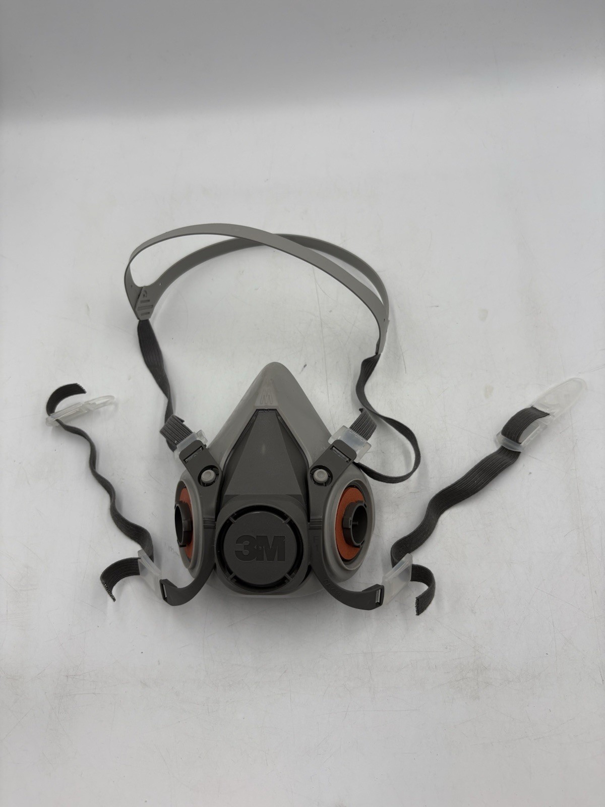 3M 6000 Series Half Facepiece Reusable Respirator Mask 6200/6300 Medium/Large
