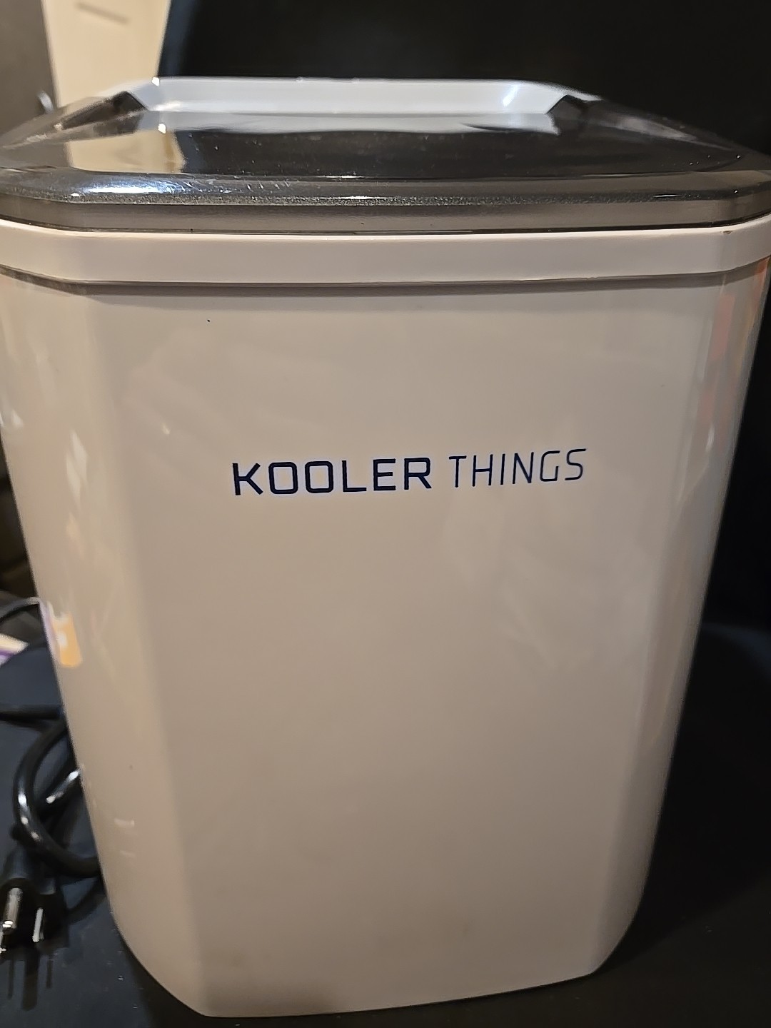 Kooler Things KT-Z6 Countertop Ice Maker Machine Self Cleaning - EXCELLENT